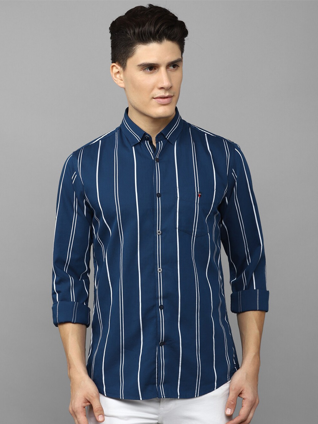 

Louis Philippe Sport Slim Fit Striped Pure Cotton Casual Shirt, Navy blue