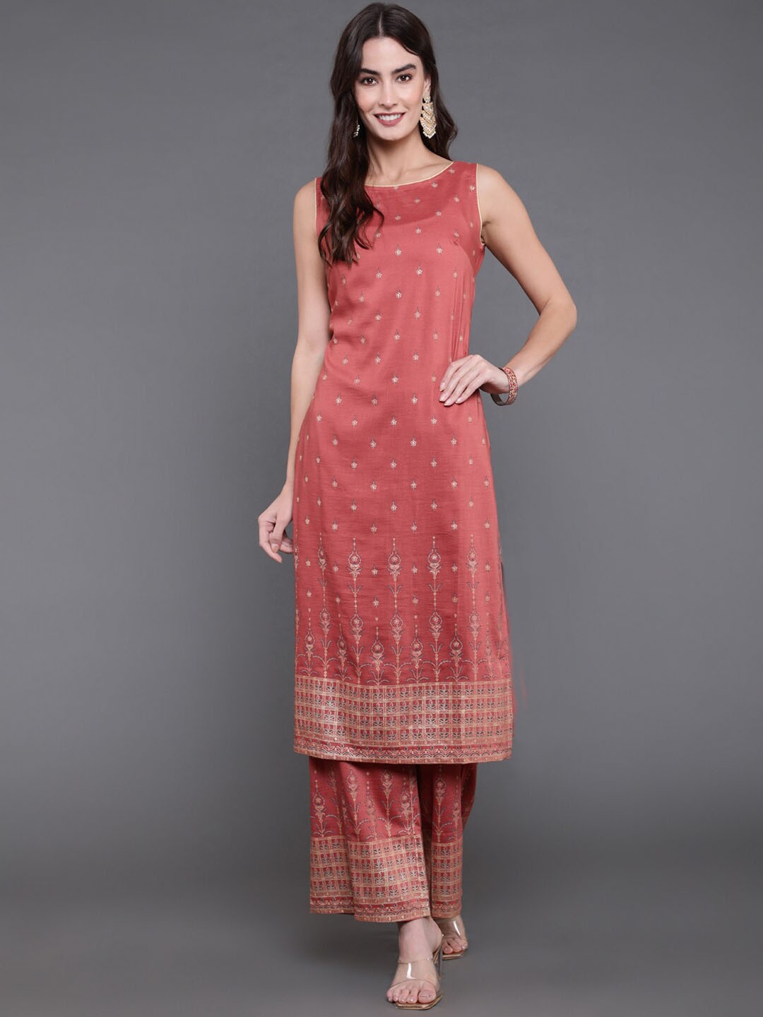 

antaran Ethnic Motifs Printed Dupion Silk Kurta with Palazzos, Peach