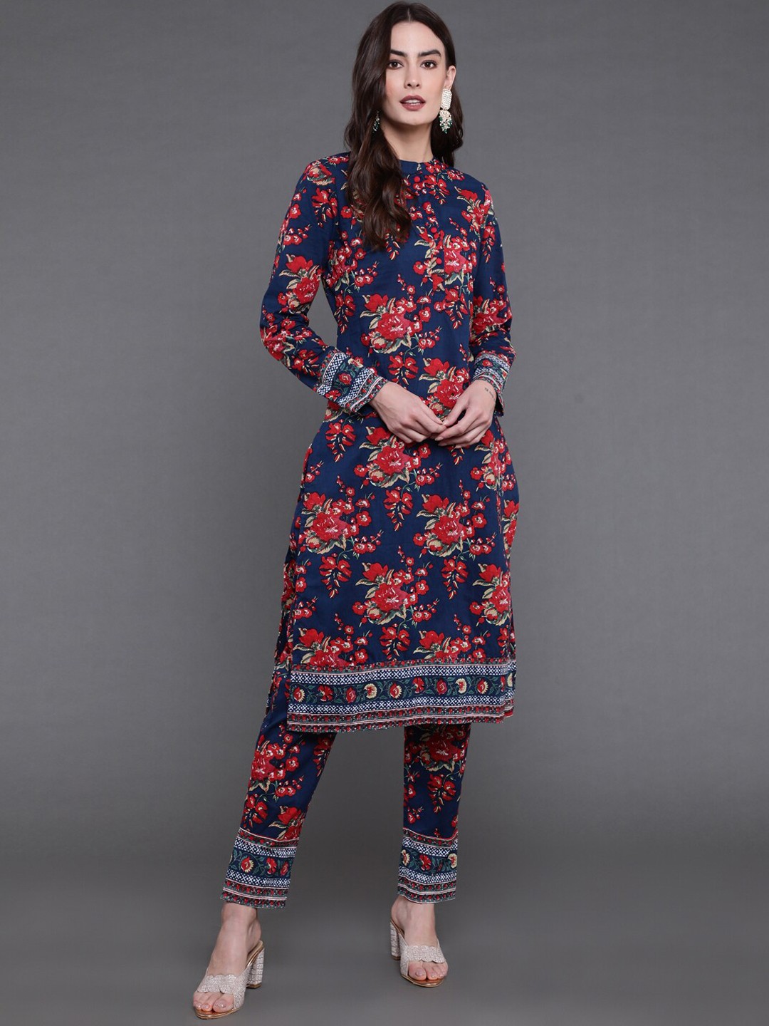 

antaran Floral Printed Pure Cotton Kurta with Trousers, Navy blue