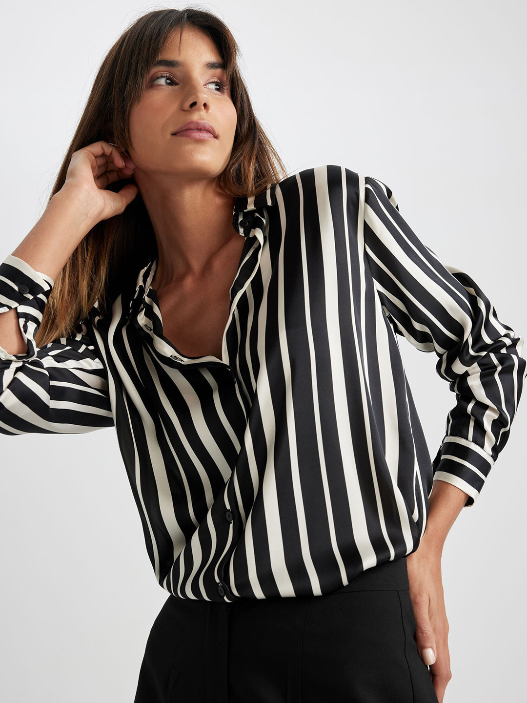 

DeFacto Striped Spread Collar Long Sleeves Casual Shirt, Black