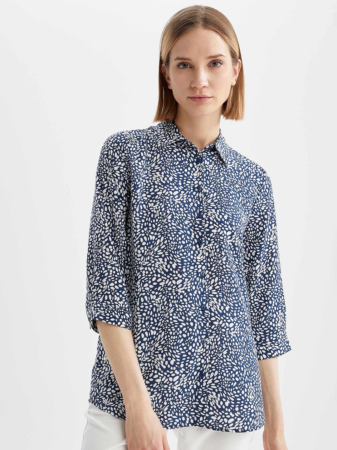 

DeFacto Abstract Printed Opaque Casual Shirt, Blue