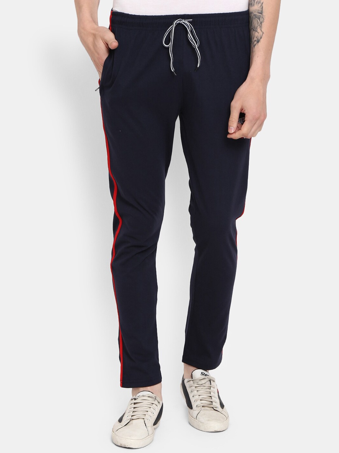 

V-Mart Men Regular Fit Mid-Rise Cotton Track Pant, Navy blue