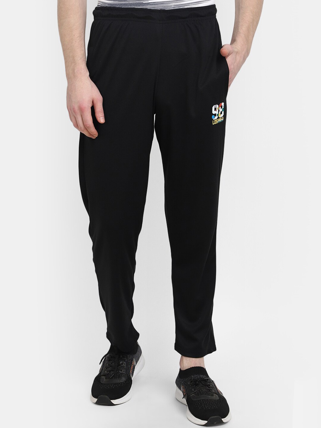 

V-Mart Men Regular Fit Mid-Rise Track Pant, Black