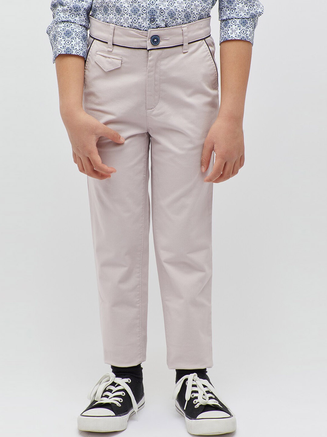 

One Friday Boys Mid-Rise Classic Regular Trousers, Grey