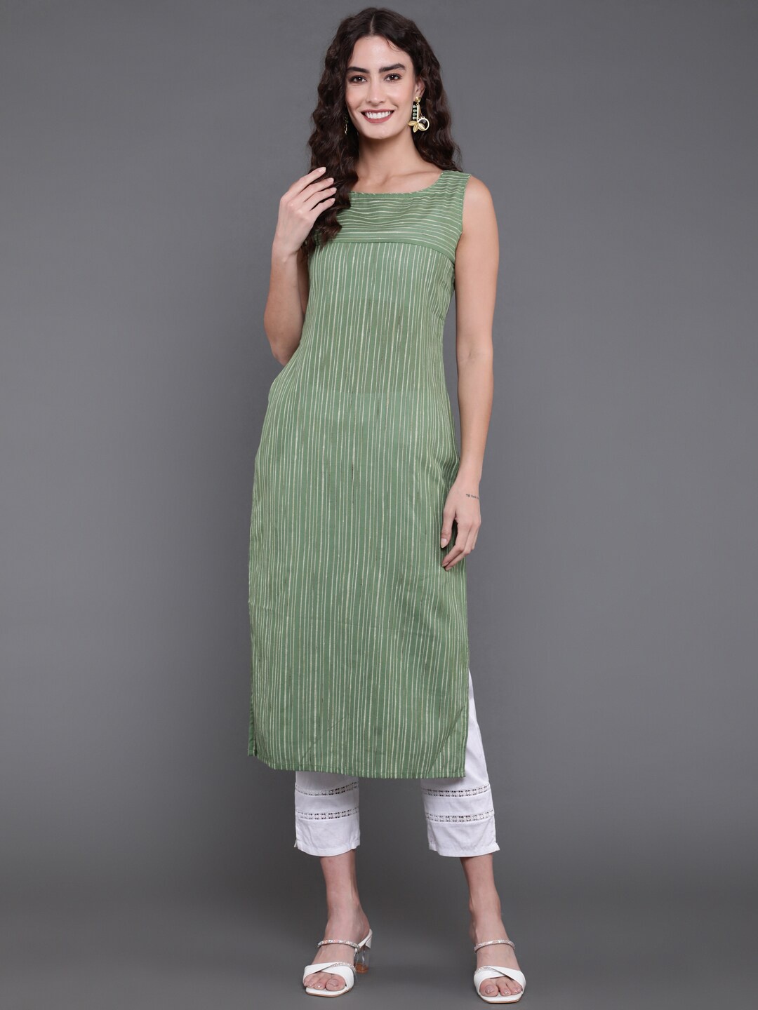 

antaran Striped Sleeveless Pure Cotton Kurta, Green