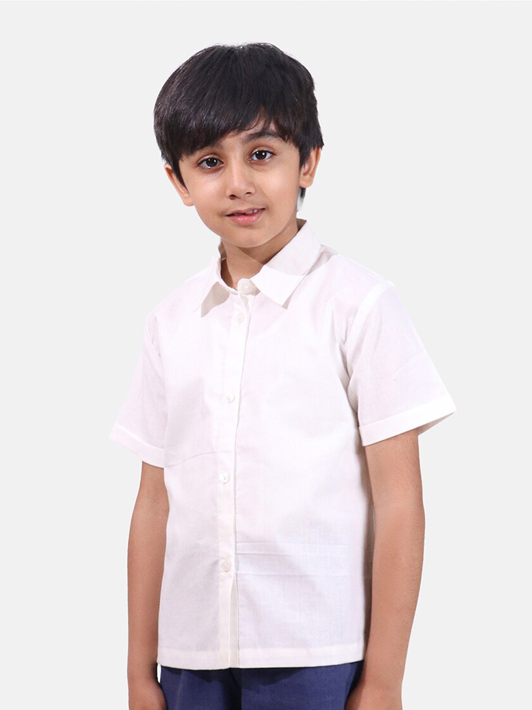 

Whistle & Hops Boys Classic Spread Collar Pure Cotton Casual Shirt, White