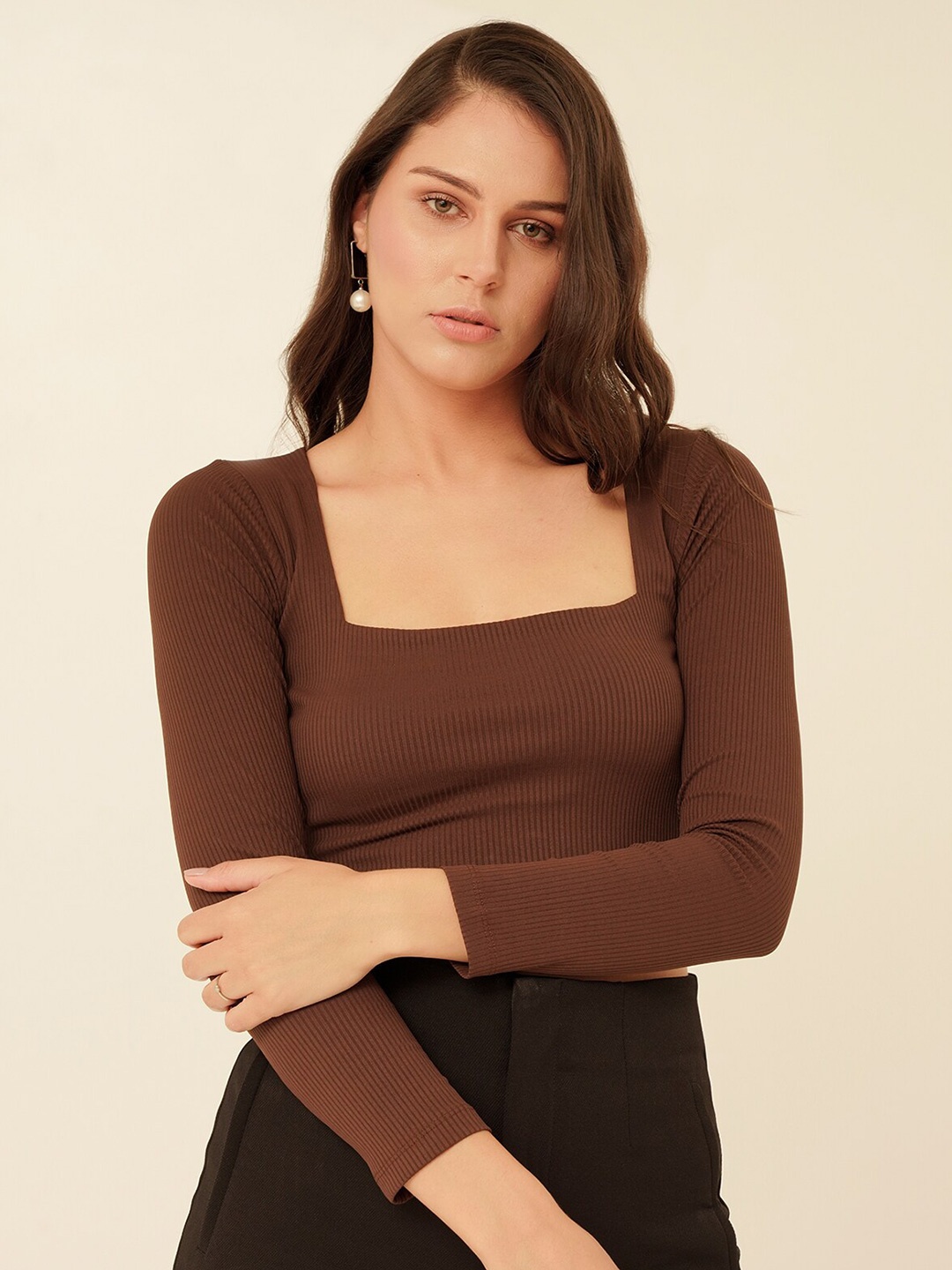 

MYWISHBAG Square Neck Long Sleeves Ribbed Fitted Crop Top, Brown