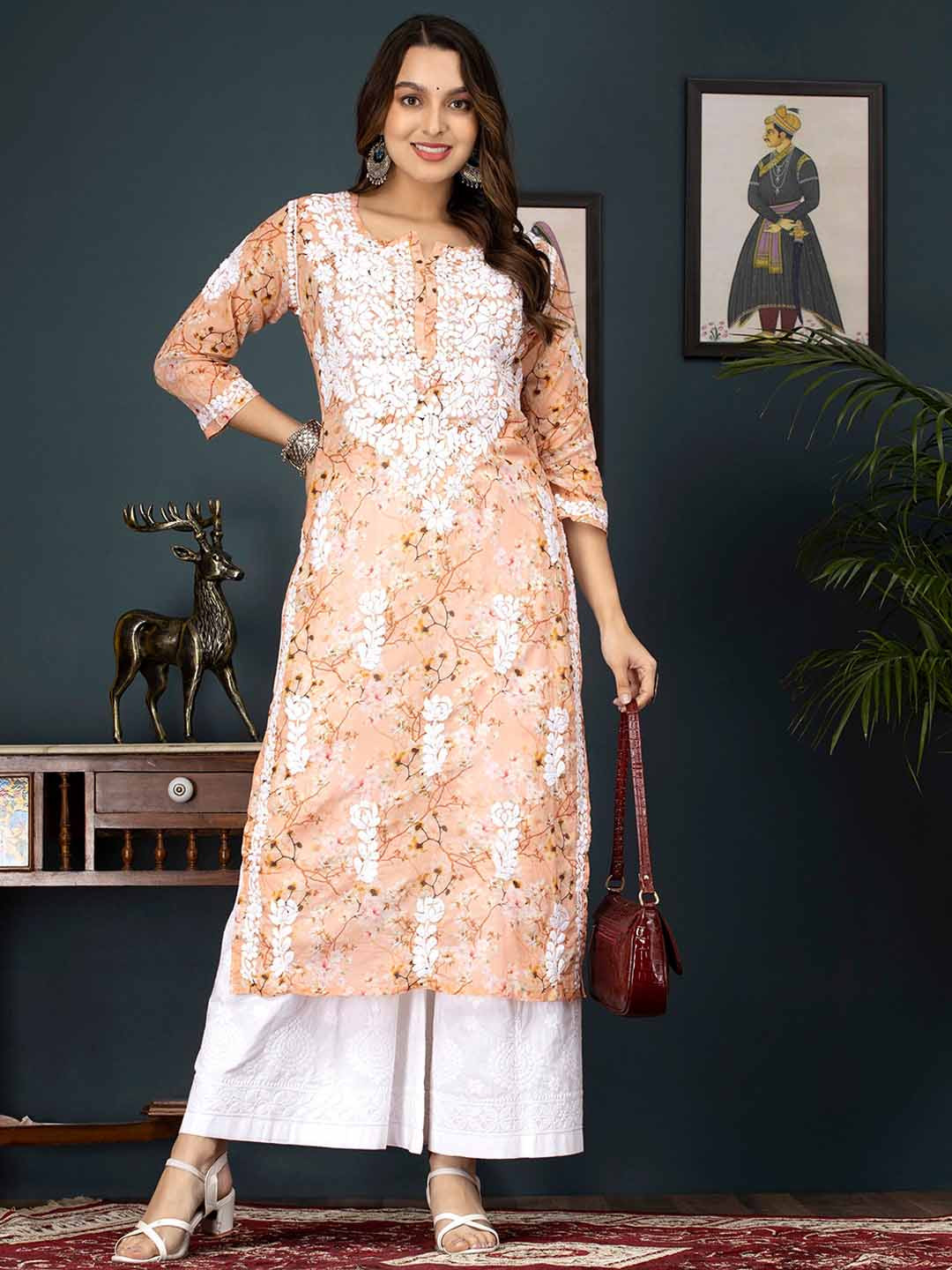 

PARAMOUNT CHIKAN Women Peach Floral Embroidered Chikankari Cotton kurta