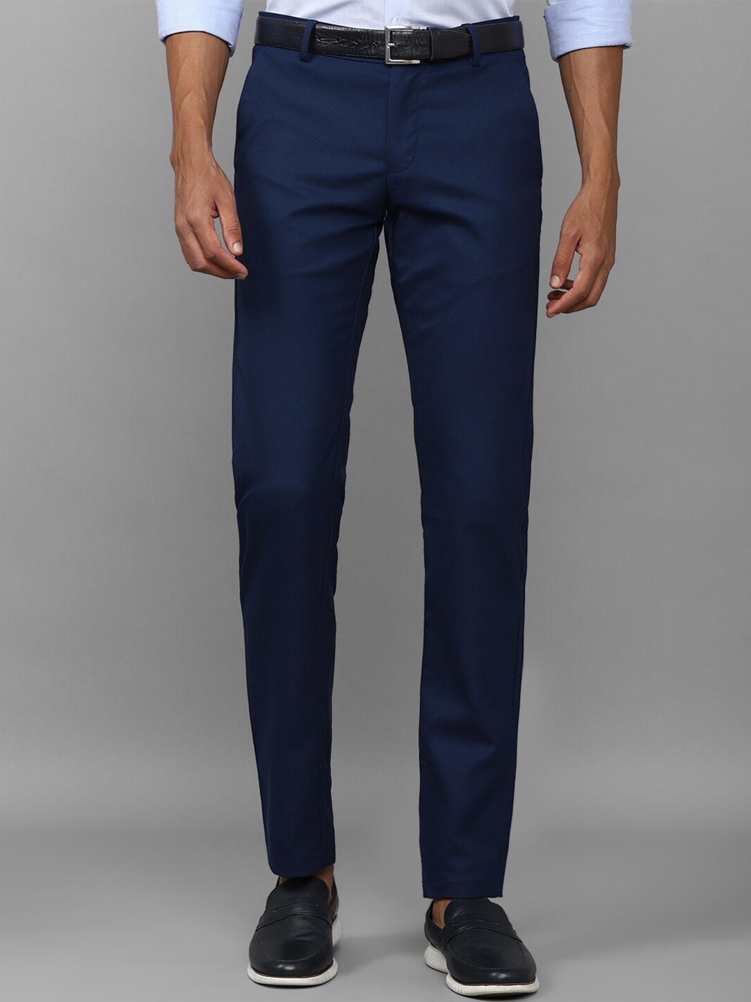 

Allen Solly Men Mid-Rise Slim Fit Plain Trousers, Navy blue