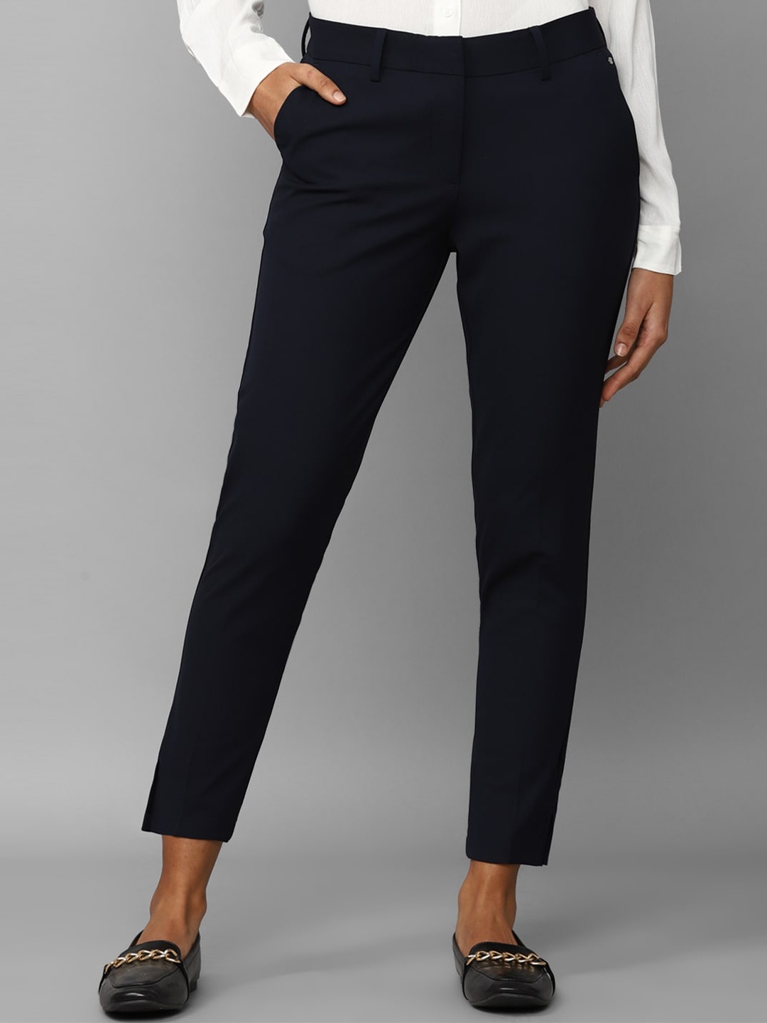 

Allen Solly Woman Mid Raise Cropped Slim Fit Formal Trousers, Navy blue