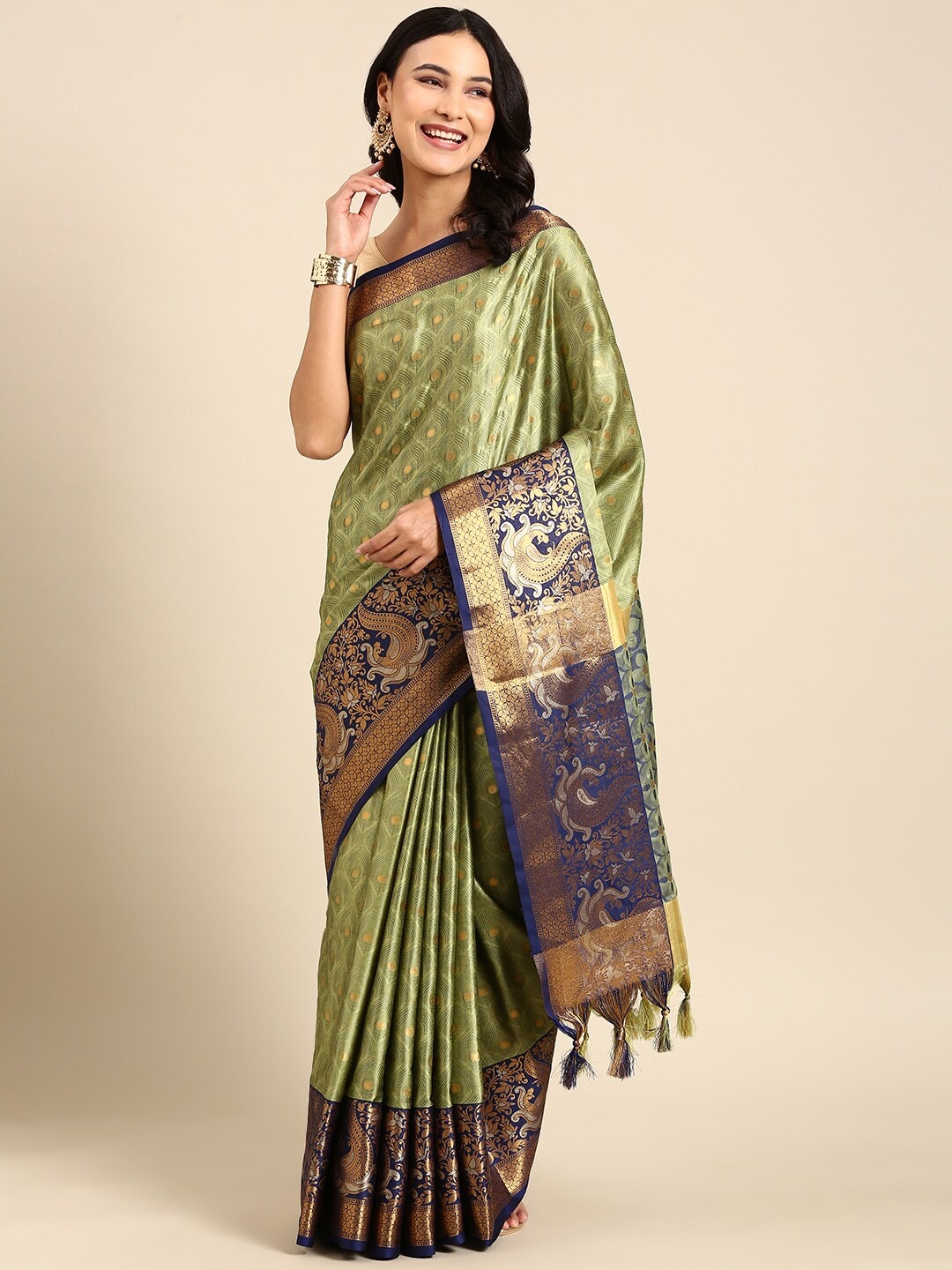 

Anouk Ethnic Motif Silk Blend Kanjeevaram Zari Saree With Tassel, Green