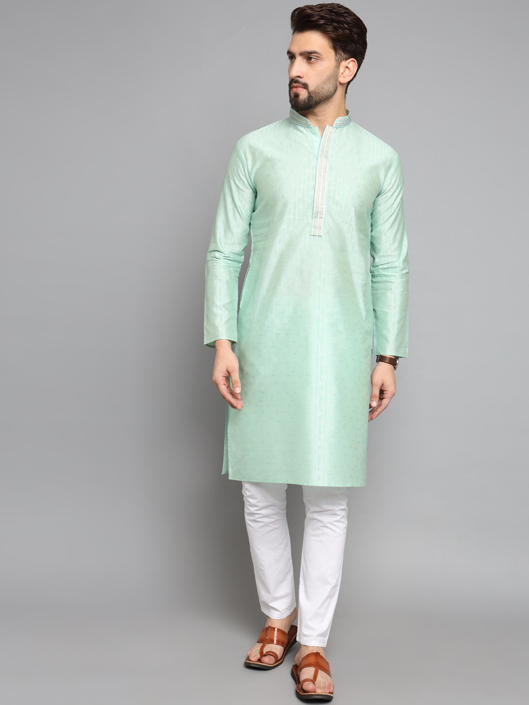 

SWAGG INDIA Woven Design Mandarin Collar Thread Work Chanderi Cotton Kurta, Sea green