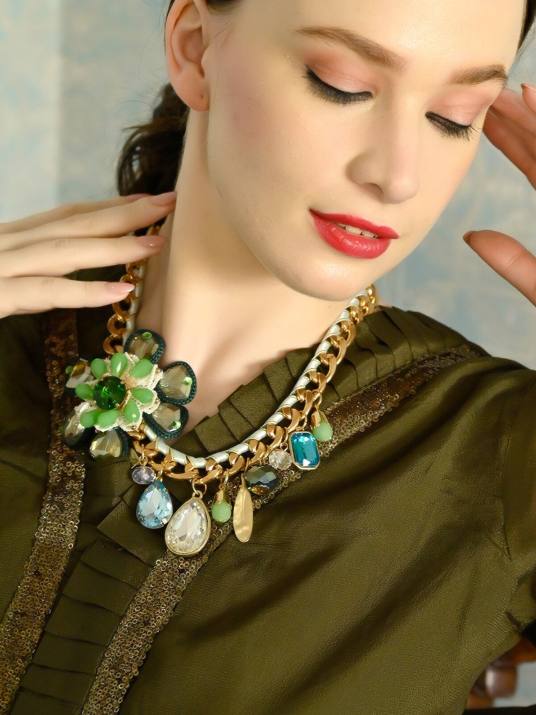 

ODETTE Artificial Beads Floral Statement Necklace, Green