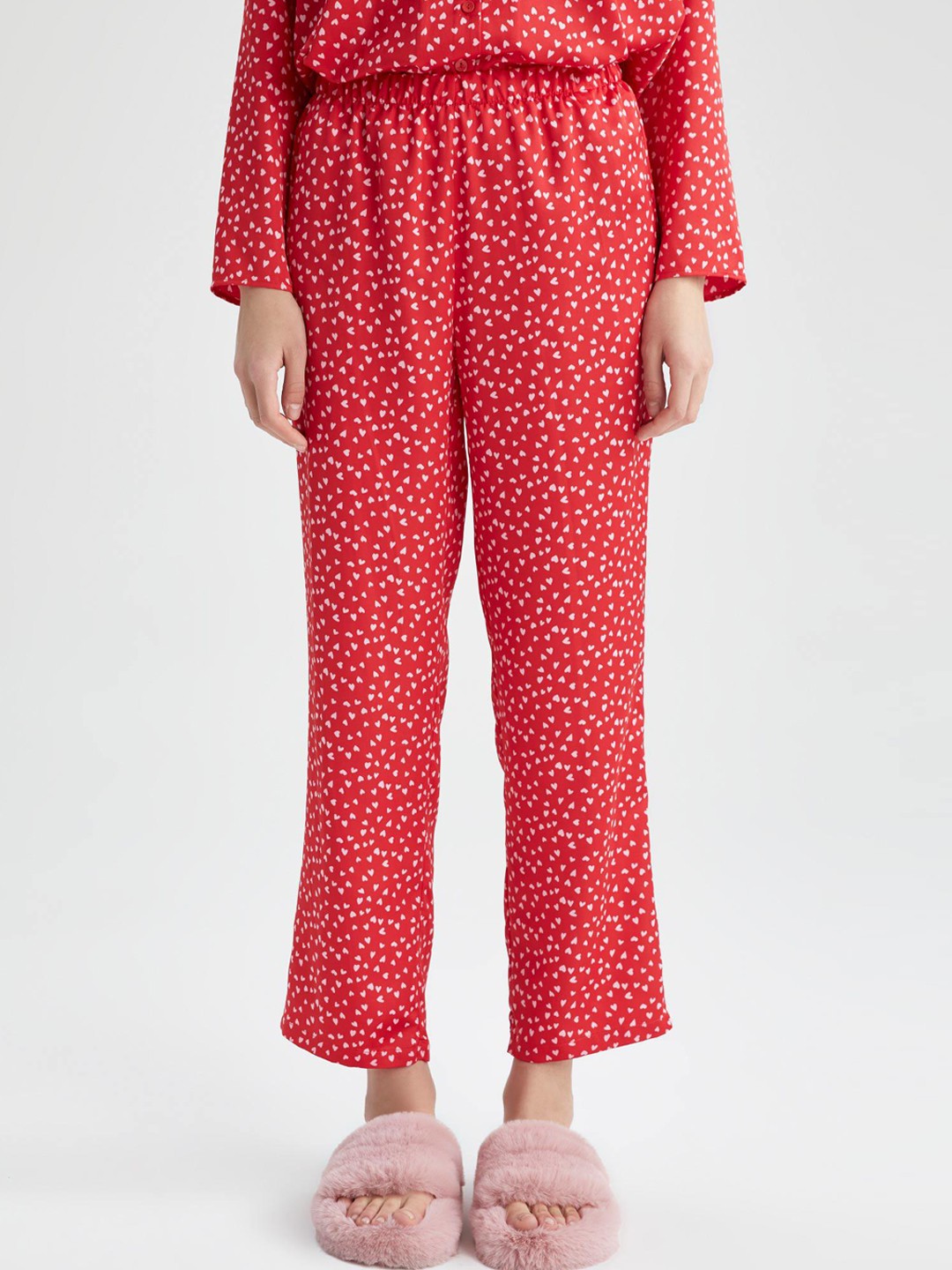 

DeFacto Women Conversational Printed Mid Rise Trousers, Red
