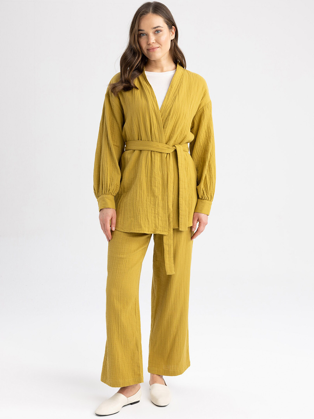 

DeFacto Women Slip-On Mid-Rise Parallel Trousers, Mustard