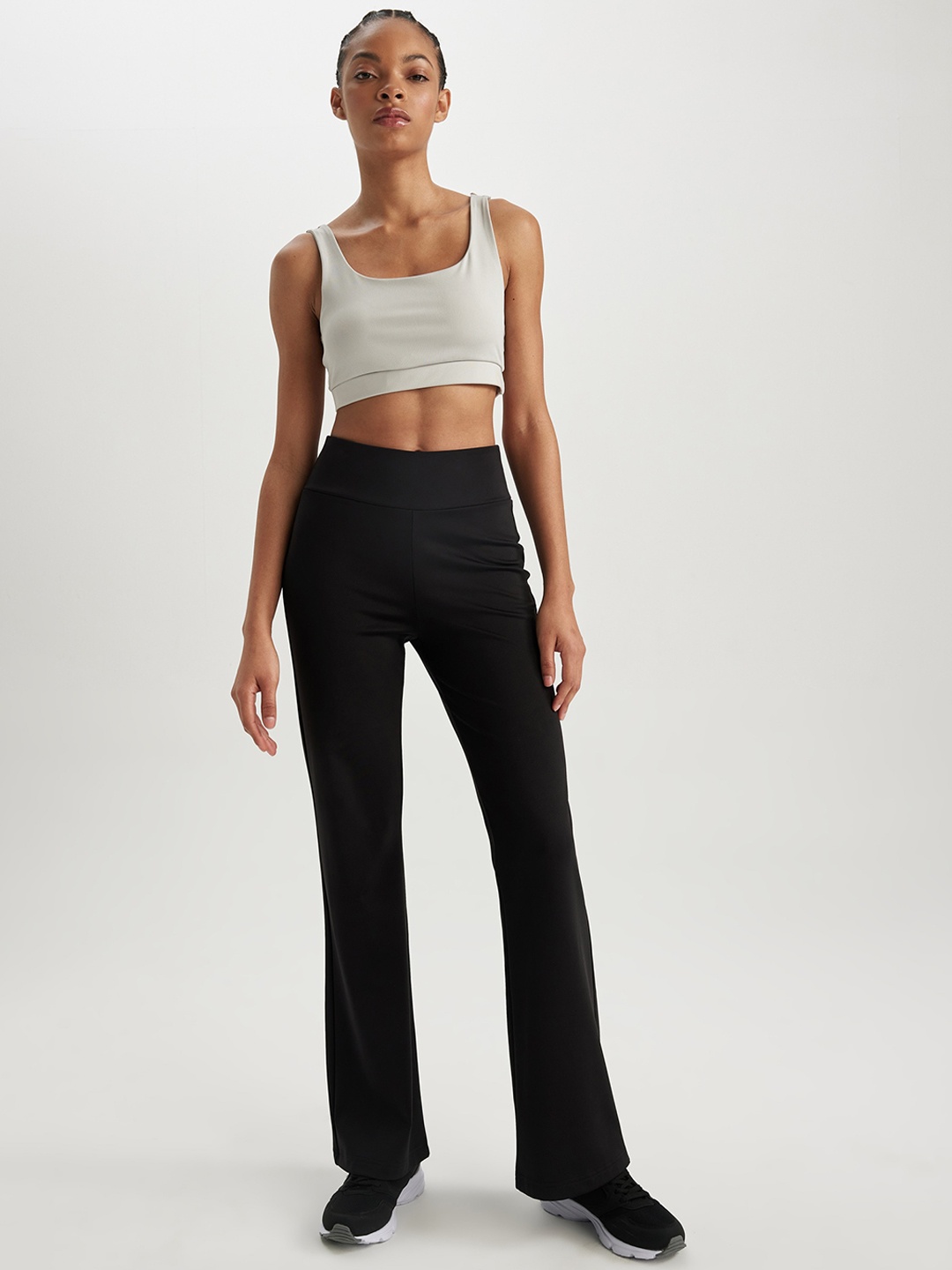 

DeFacto Flat-Front Parallel Trousers, Black