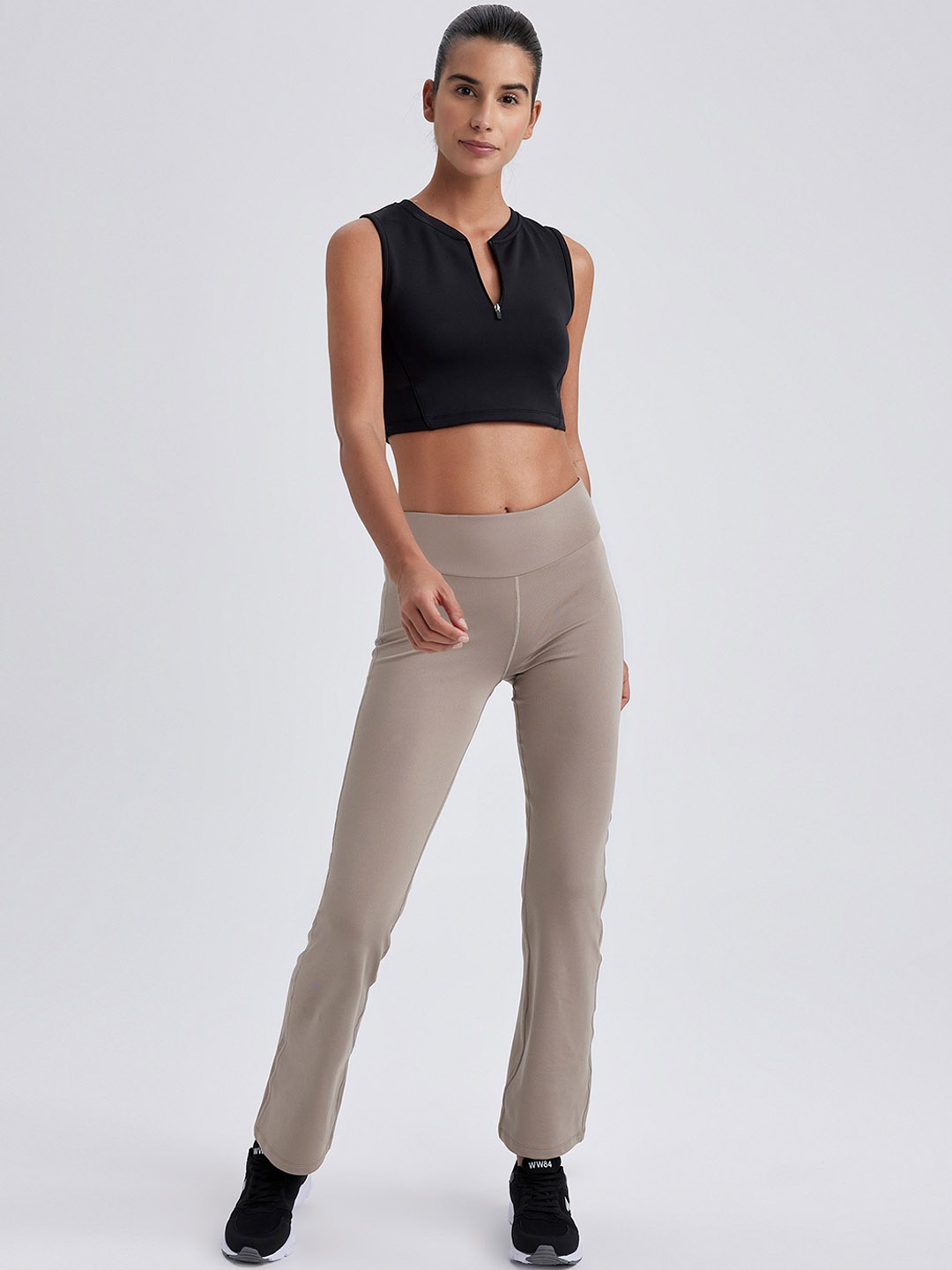 

DeFacto Women Regular Fit Mid-Rise Trousers, Beige