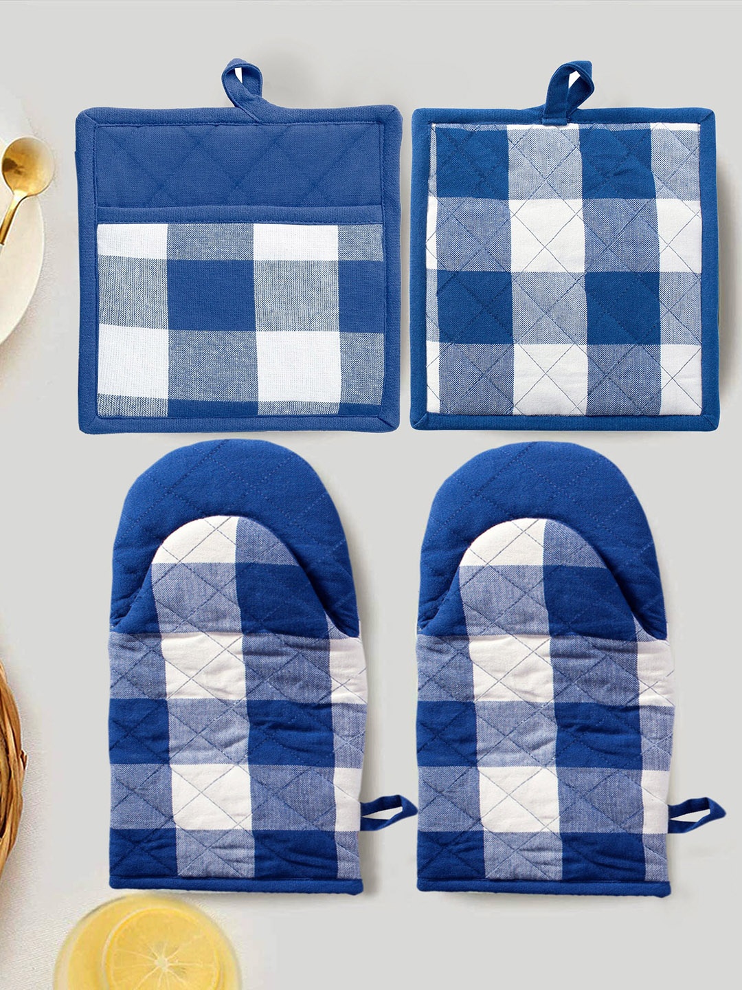 

Lushomes Blue & White 4 Pieces Checked Cotton Heat Resistant Kitchen Linen Set