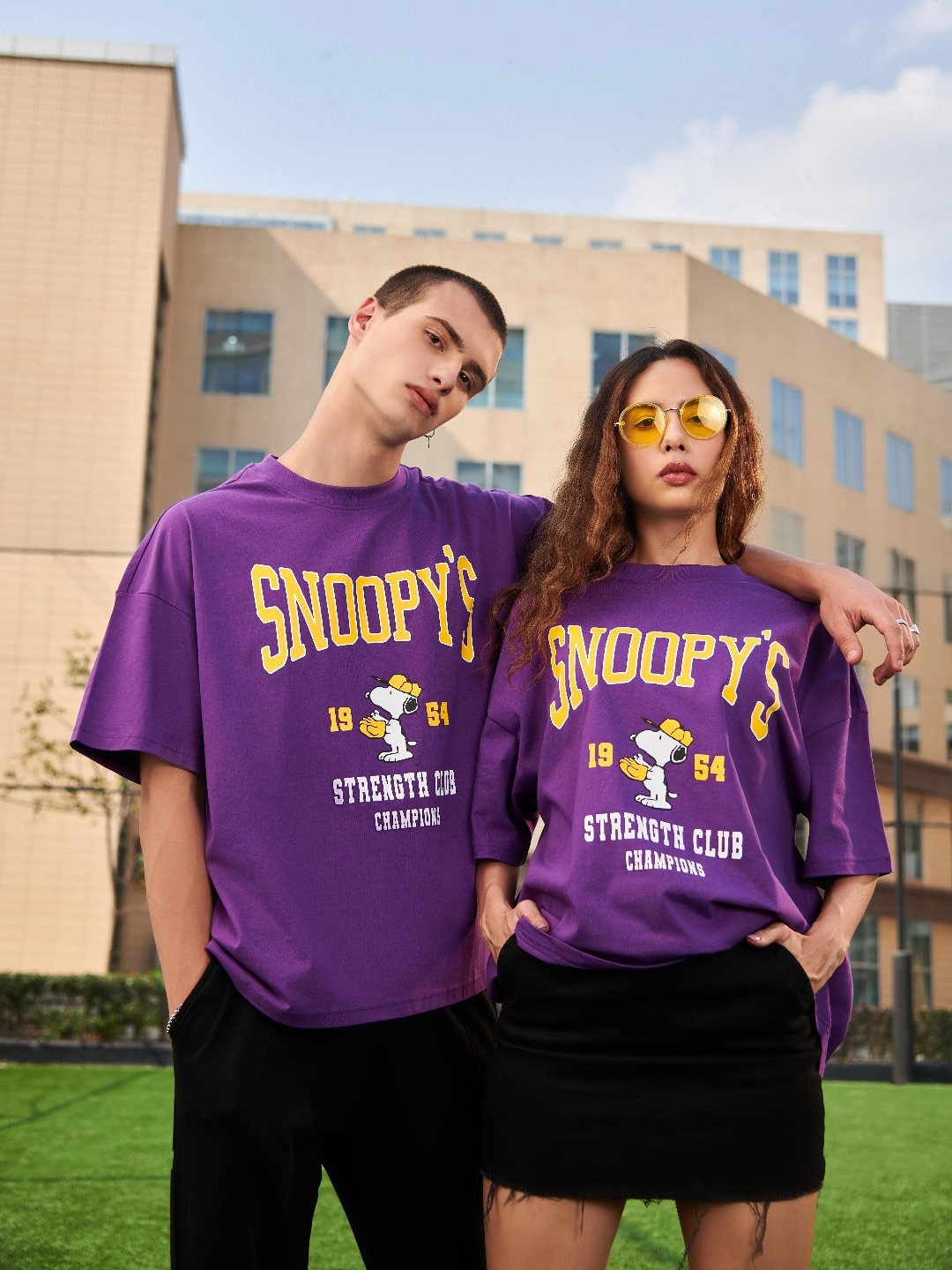 

Bewakoof Purple Snoopy Typography Printed Oversize Fit Pure Cotton T-shirt