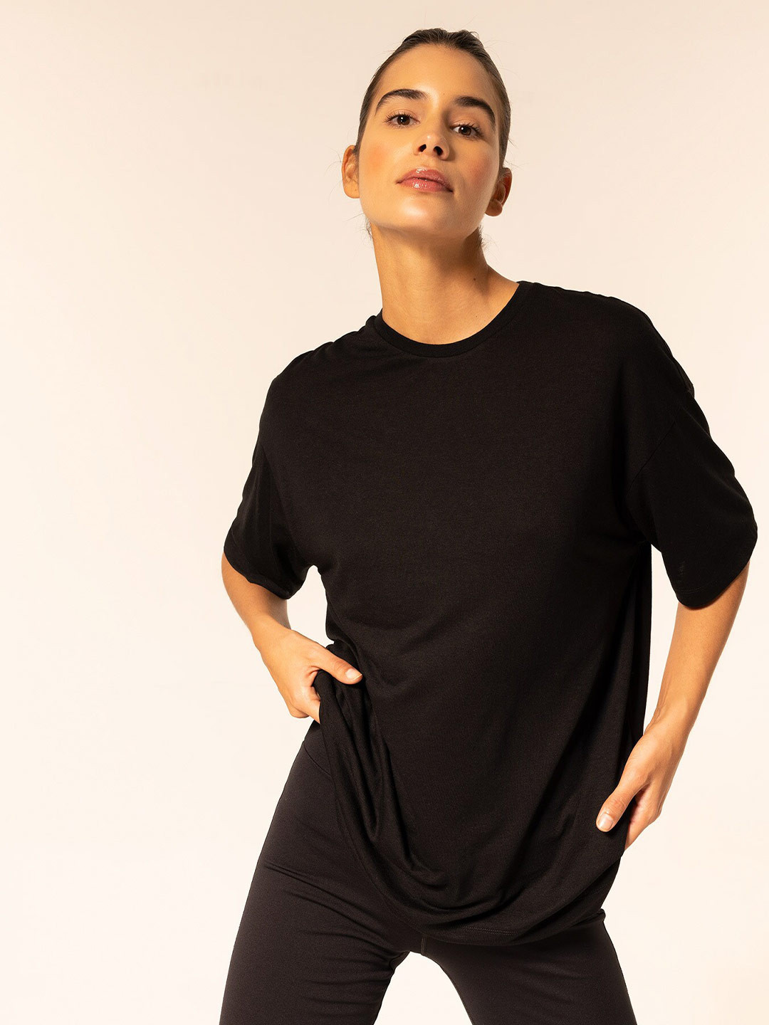 

DeFacto High Neck Longline T-shirt, Black