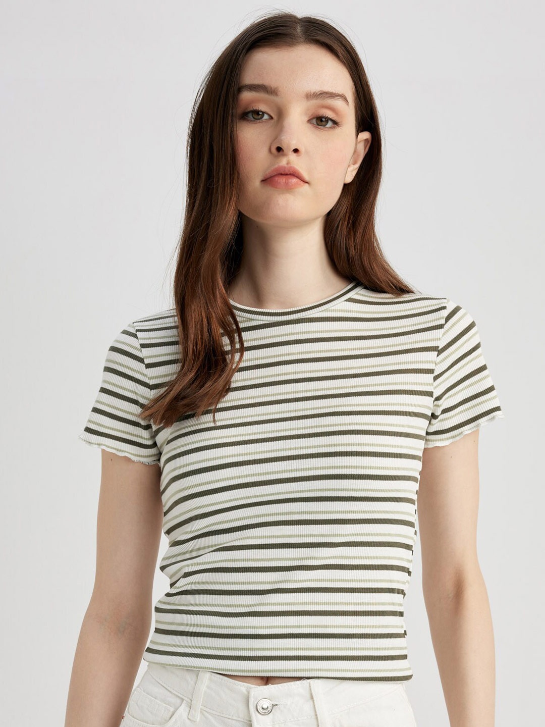 

DeFacto Striped Round Neck Short Sleeves T-shirt, Off white