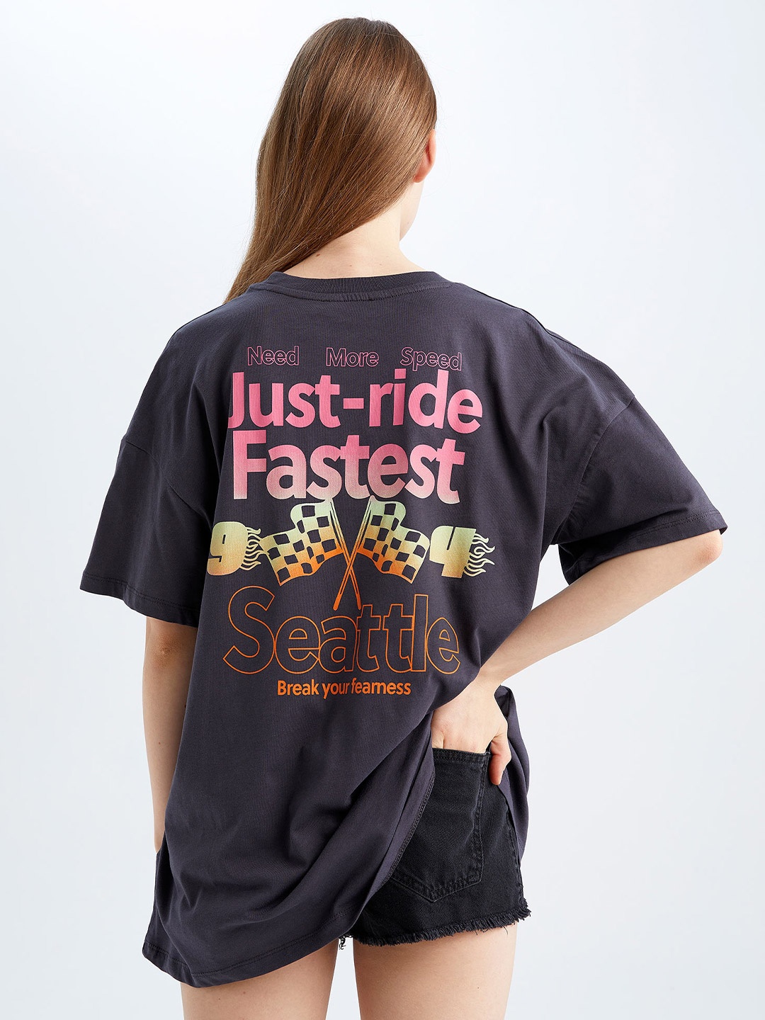 

DeFacto Typography Printed Drop-Shoulder Sleeves Pure Cotton T-shirt, Charcoal