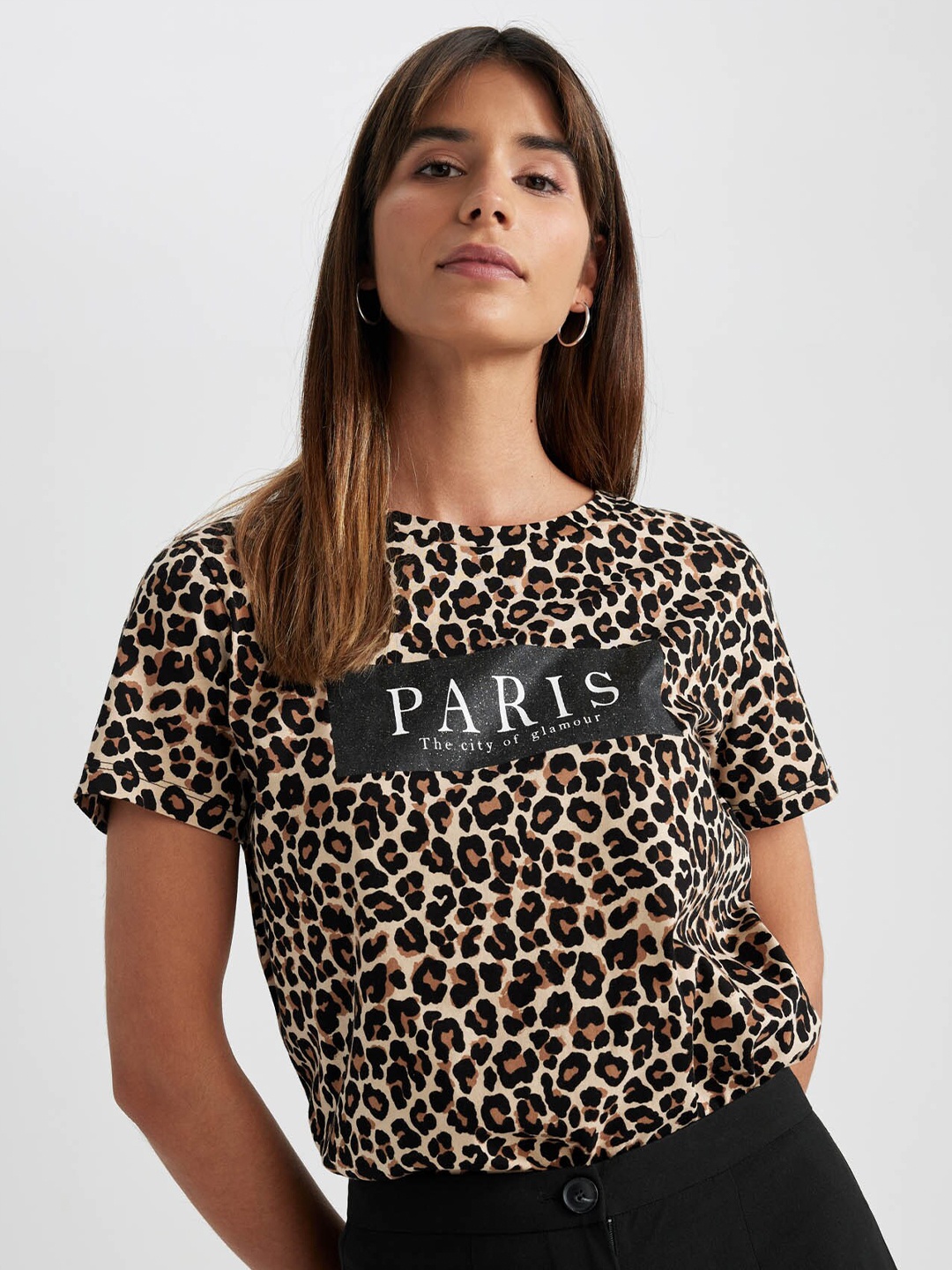 

DeFacto Printed Round Neck Pure Cotton T-shirt, Black