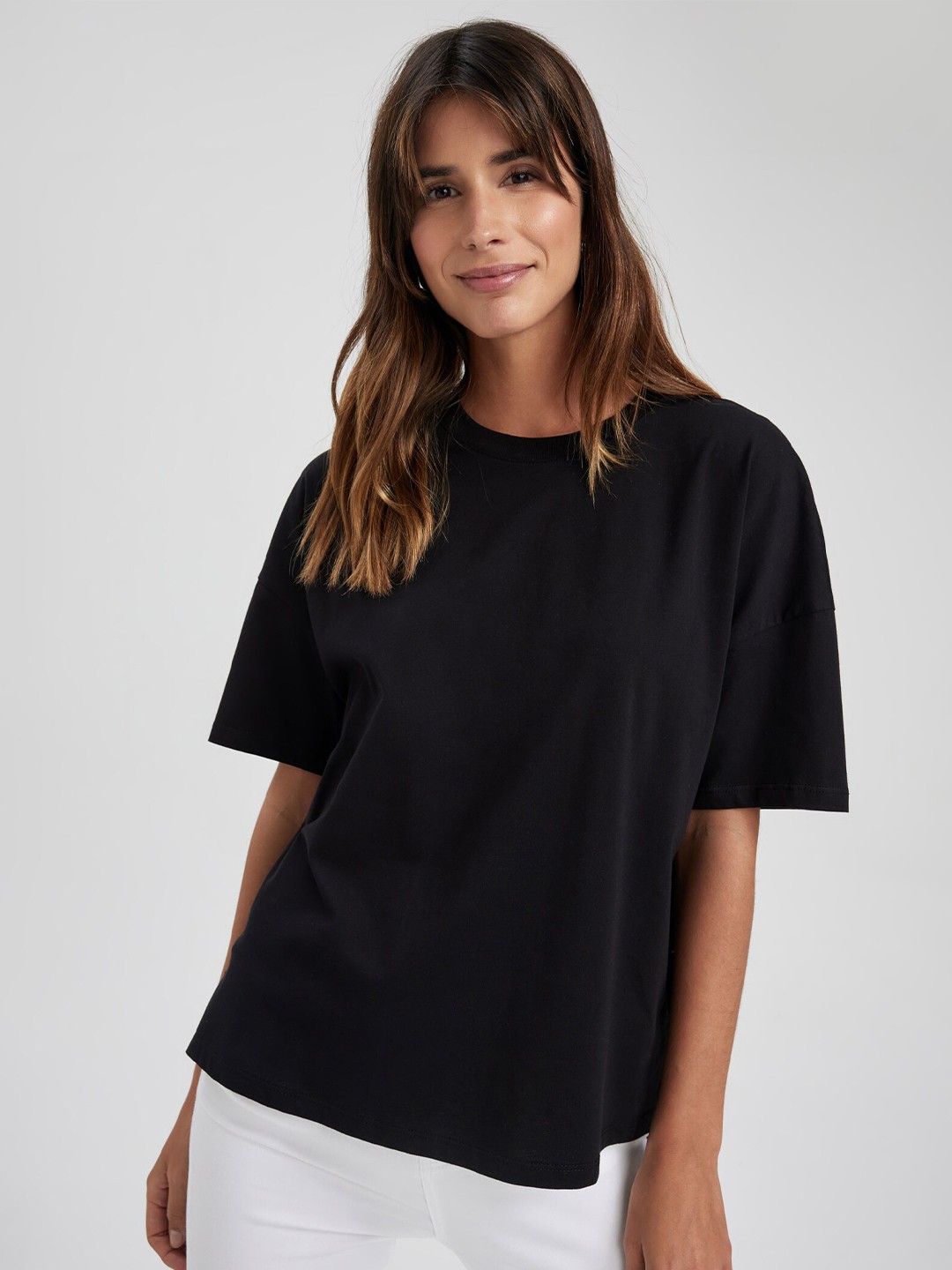 

DeFacto Drop-Shoulder Sleeves Cotton T-shirt, Black