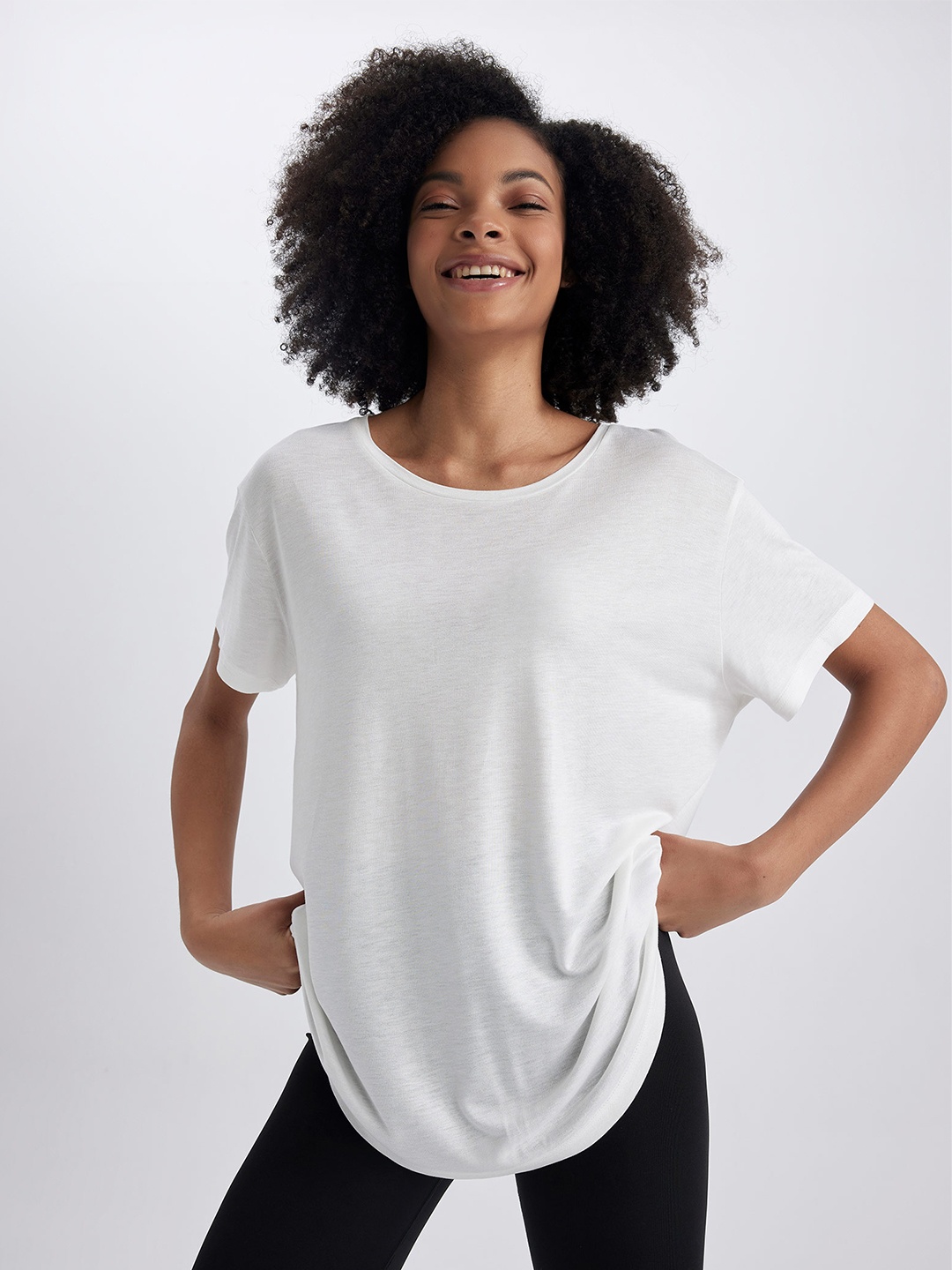 

DeFacto Women Solid T-shirt, Off white