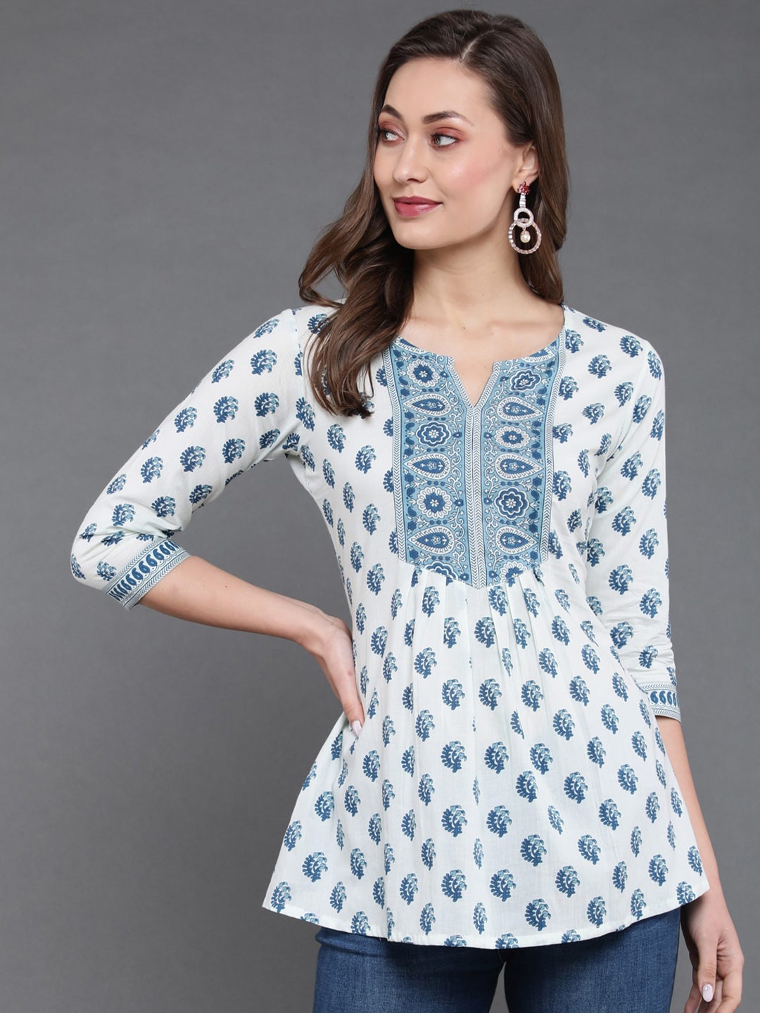 

antaran Ethnic Motifs Printed Notched Neck Tunics, White