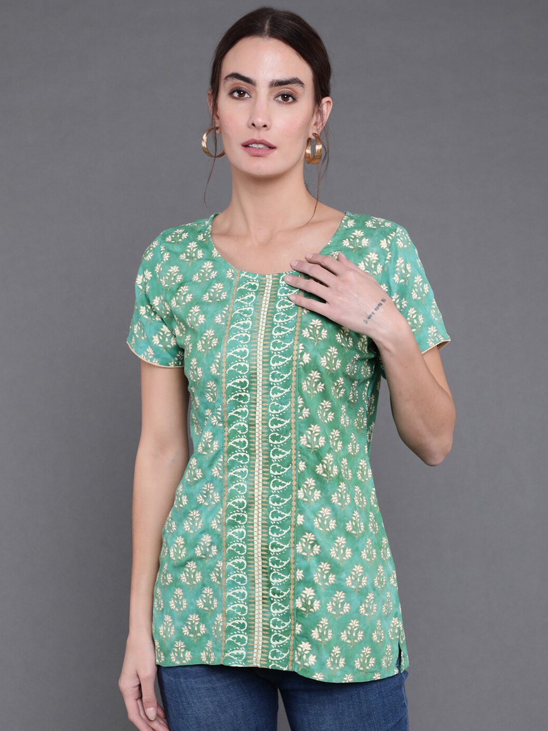 

antaran Ethnic Motifs Print Round Neck Top, Green