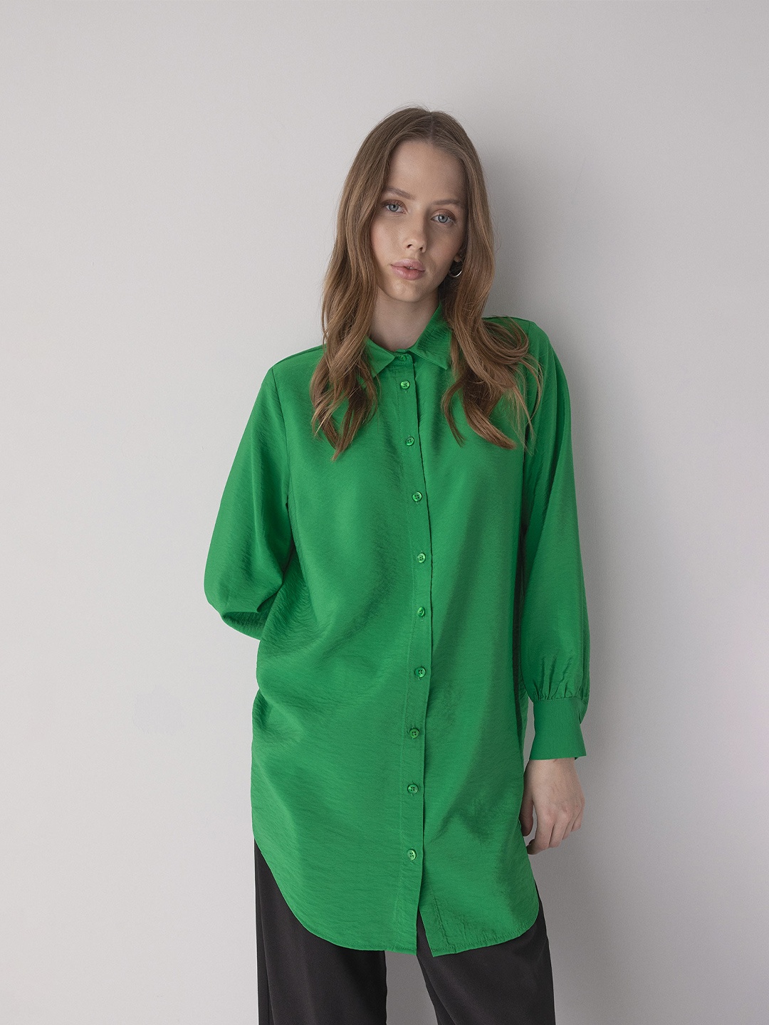 

DeFacto Women Opaque Casual Shirt, Green