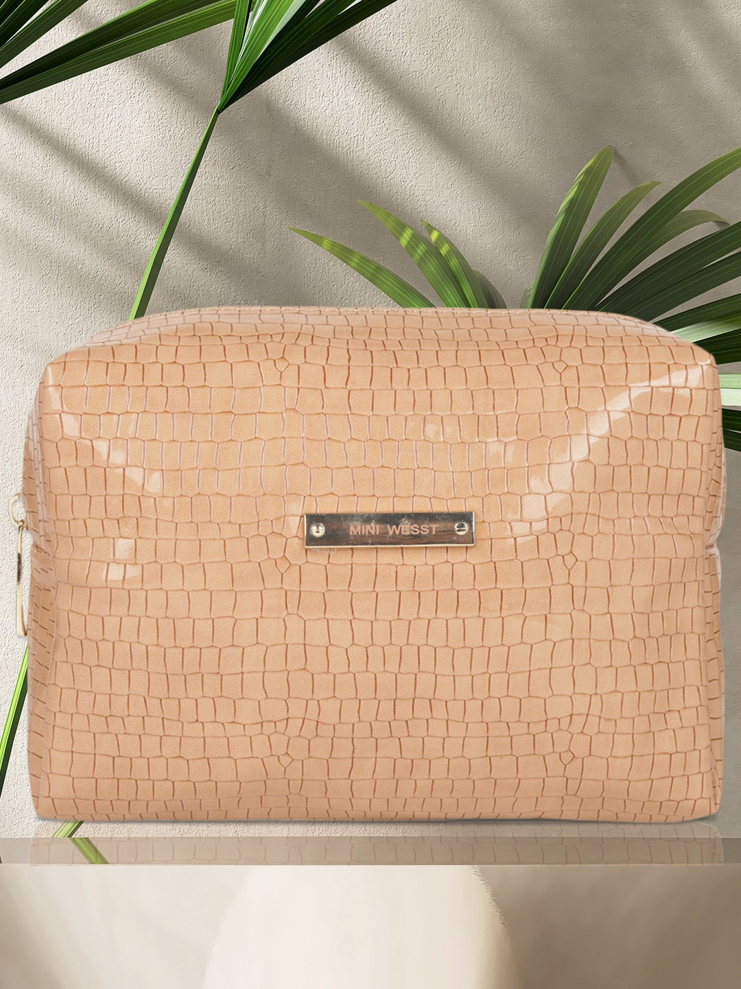 

MINI WESST Animal Textured Pouch, Beige