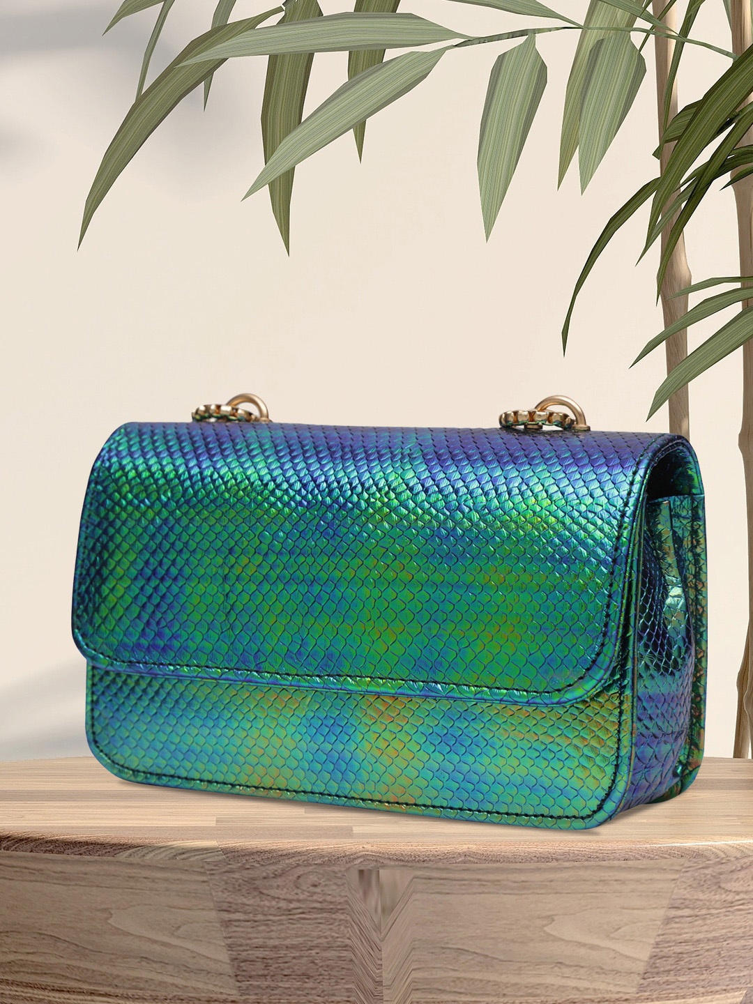 

MINI WESST Textured Structured Sling Bag, Green