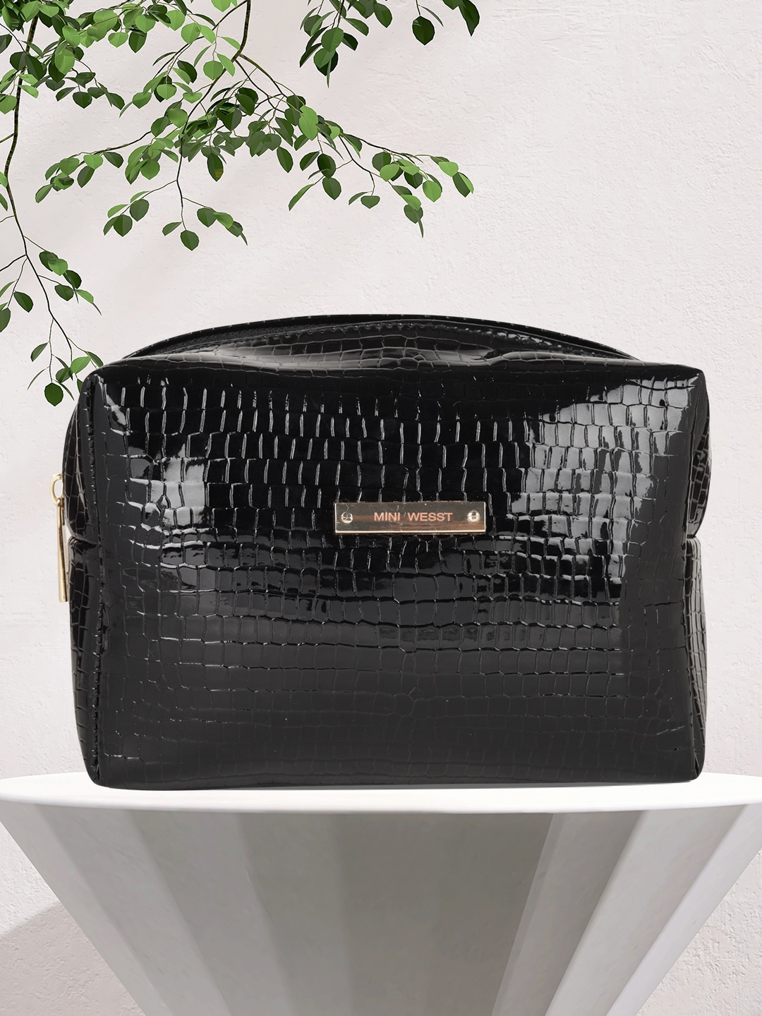 

MINI WESST Animal Textured Pouch, Black