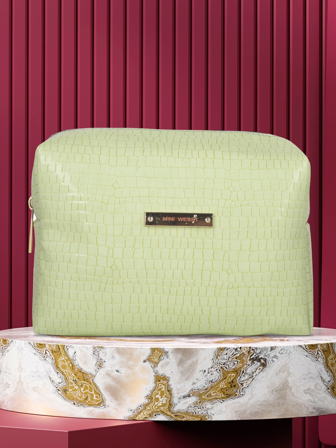 

MINI WESST Textured Travel Pouch, Green