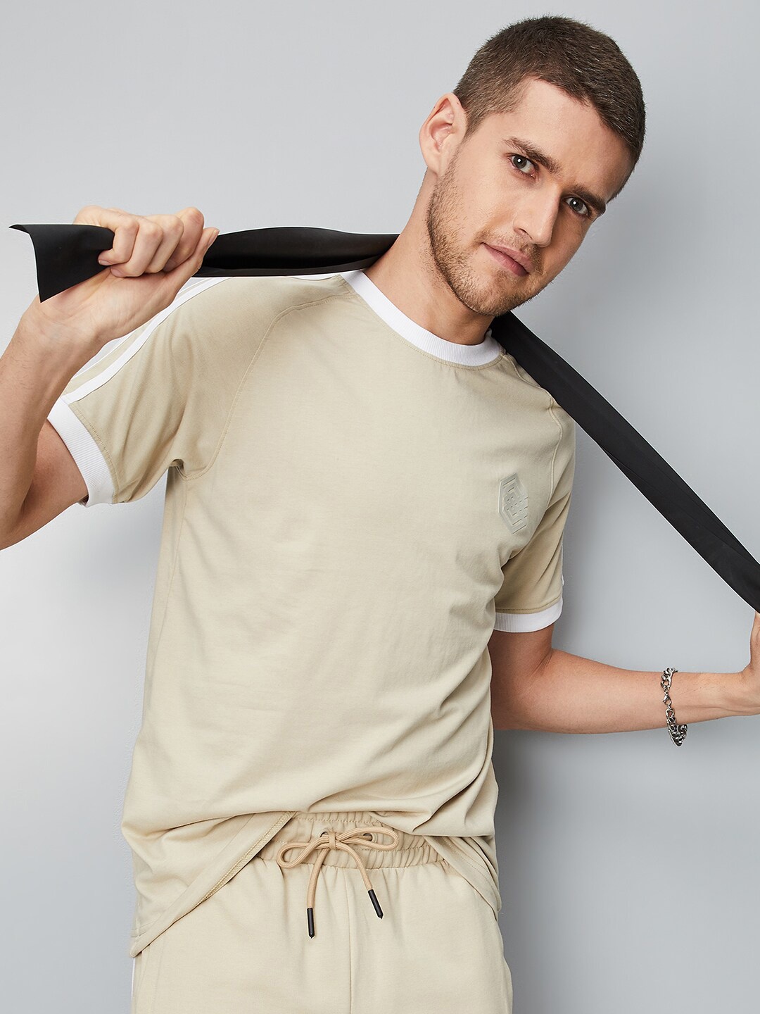 

max Round Neck Raglan Sleeves T-shirt, Beige