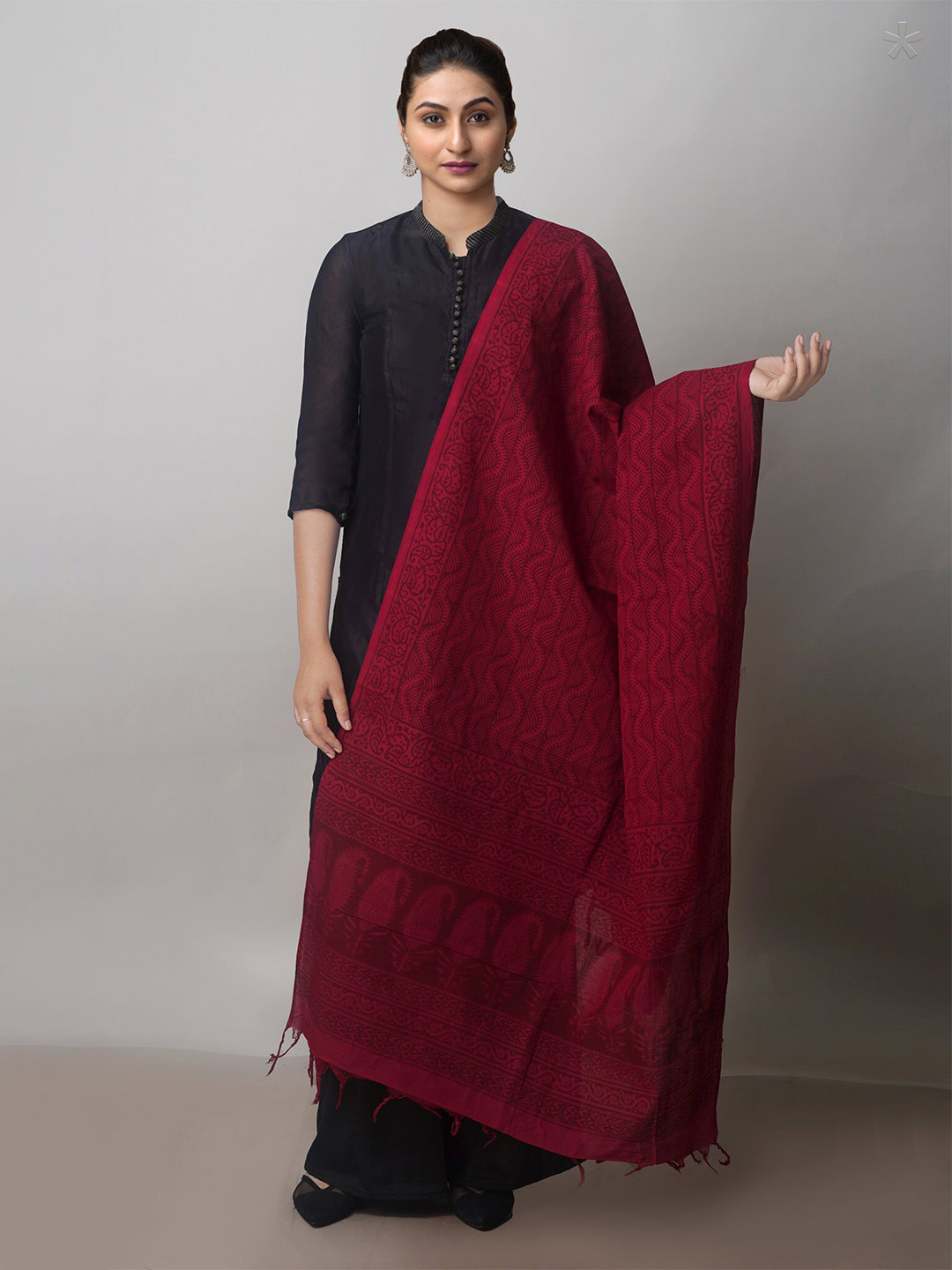 

Unnati Silks Ethnic Motifs Printed Pure Cotton Block Print Dupatta, Maroon