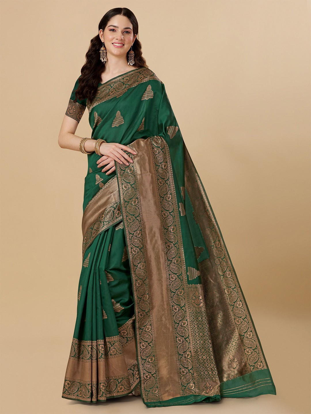 

TEREZA Woven Design Zari Pure Silk Kanjeevaram Saree, Green