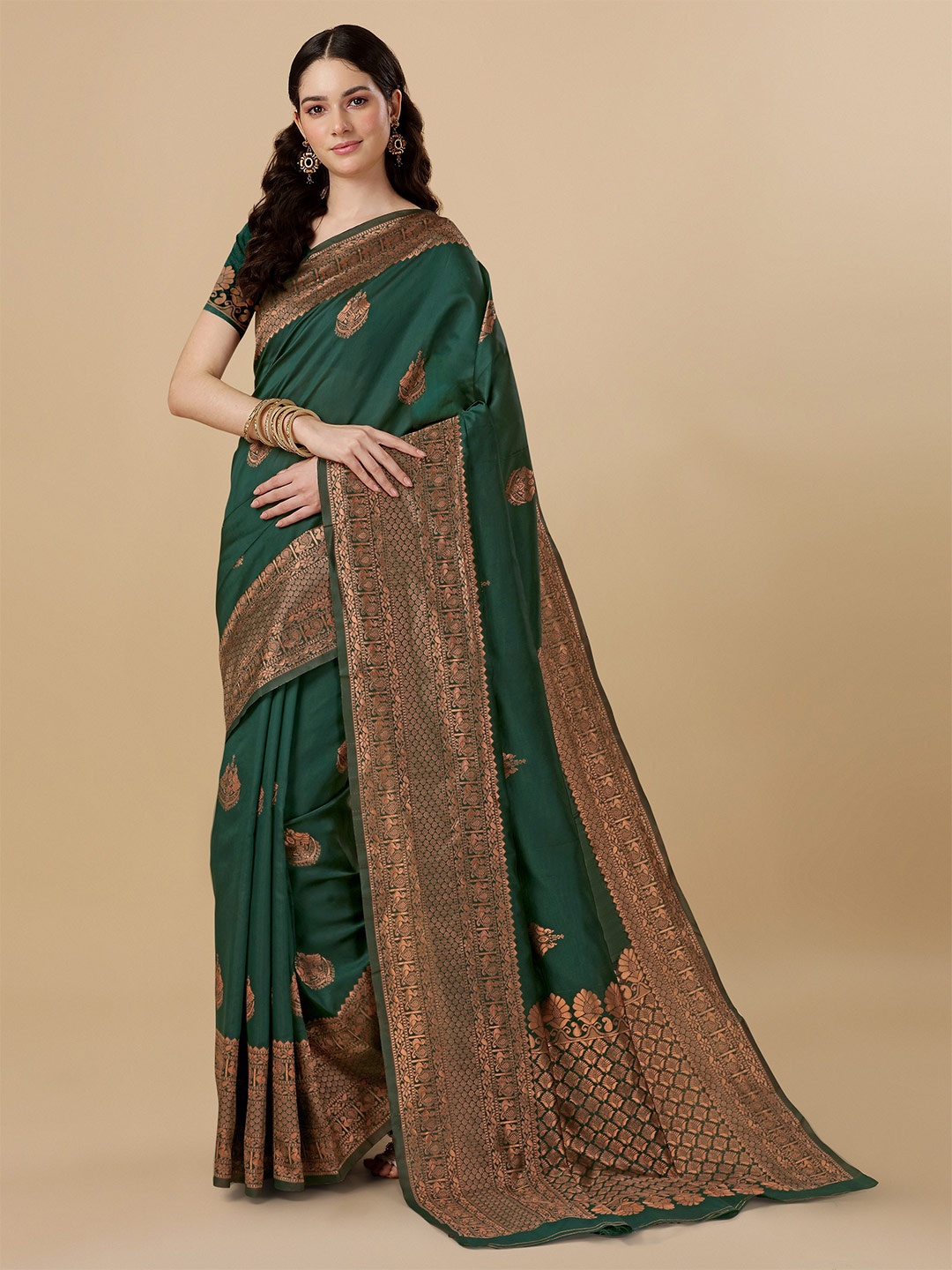 

TEREZA Woven Design Zari Pure Silk Kanjeevaram Saree, Green