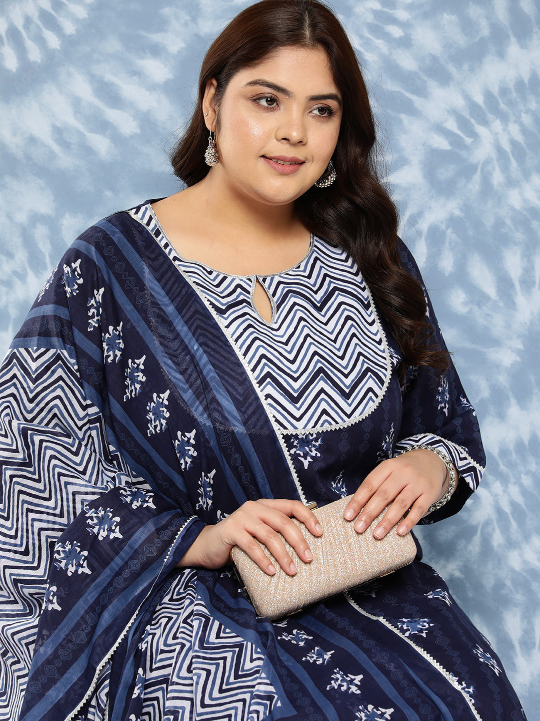 

EXTRA LOVE BY LIBAS Plus Size Ethnic Yoke Design Gotta Patti Cotton Kurta with Dupatta, Navy blue