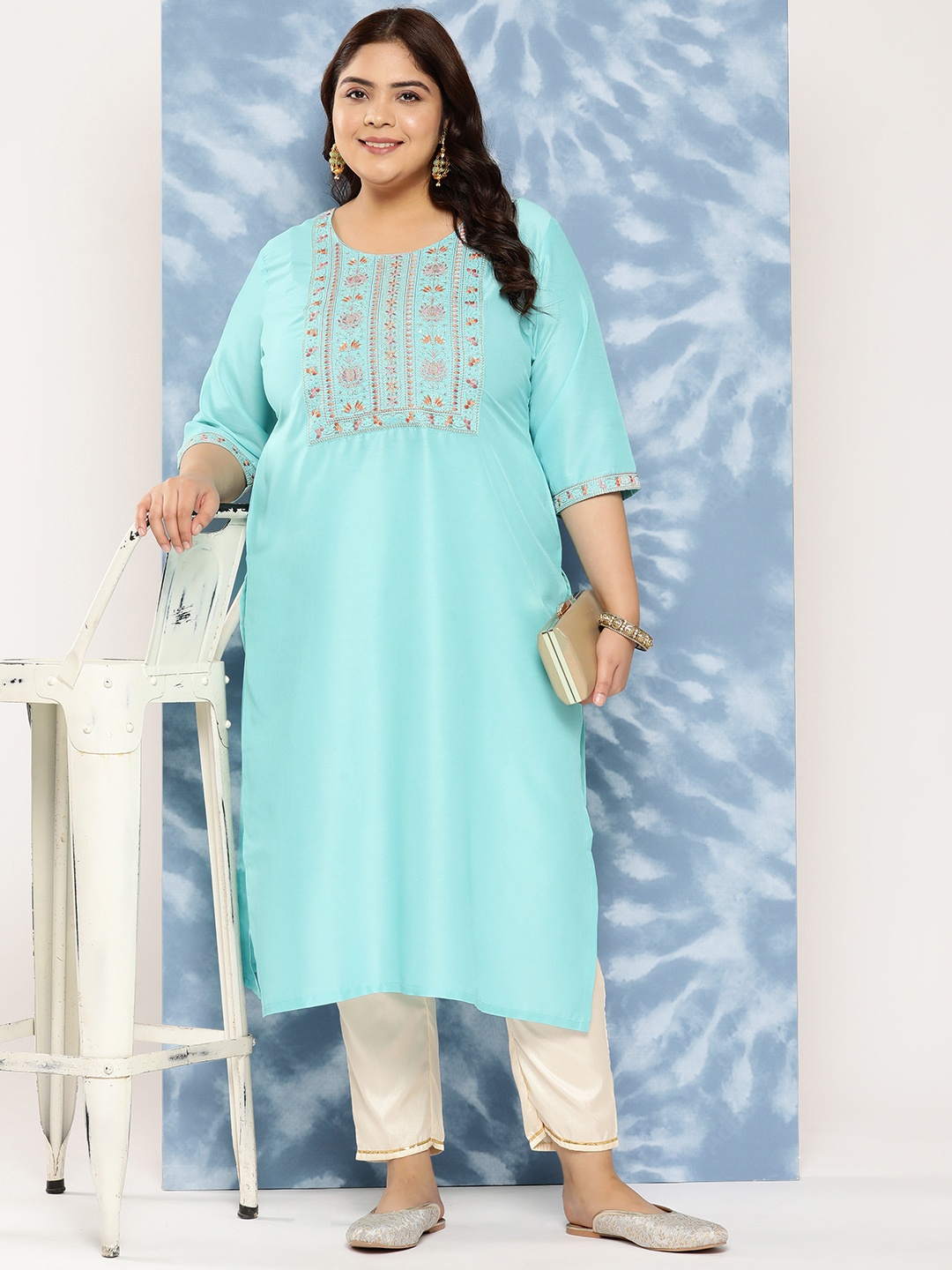 

EXTRA LOVE BY LIBAS Plus Size Floral Yoke Design Zari Kurta, Turquoise blue