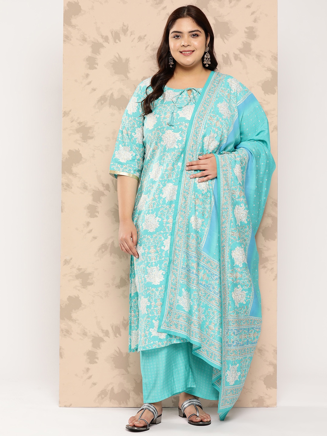 

EXTRA LOVE BY LIBAS Plus Size Floral Printed Kurta With Trousers & Dupatta, Turquoise blue