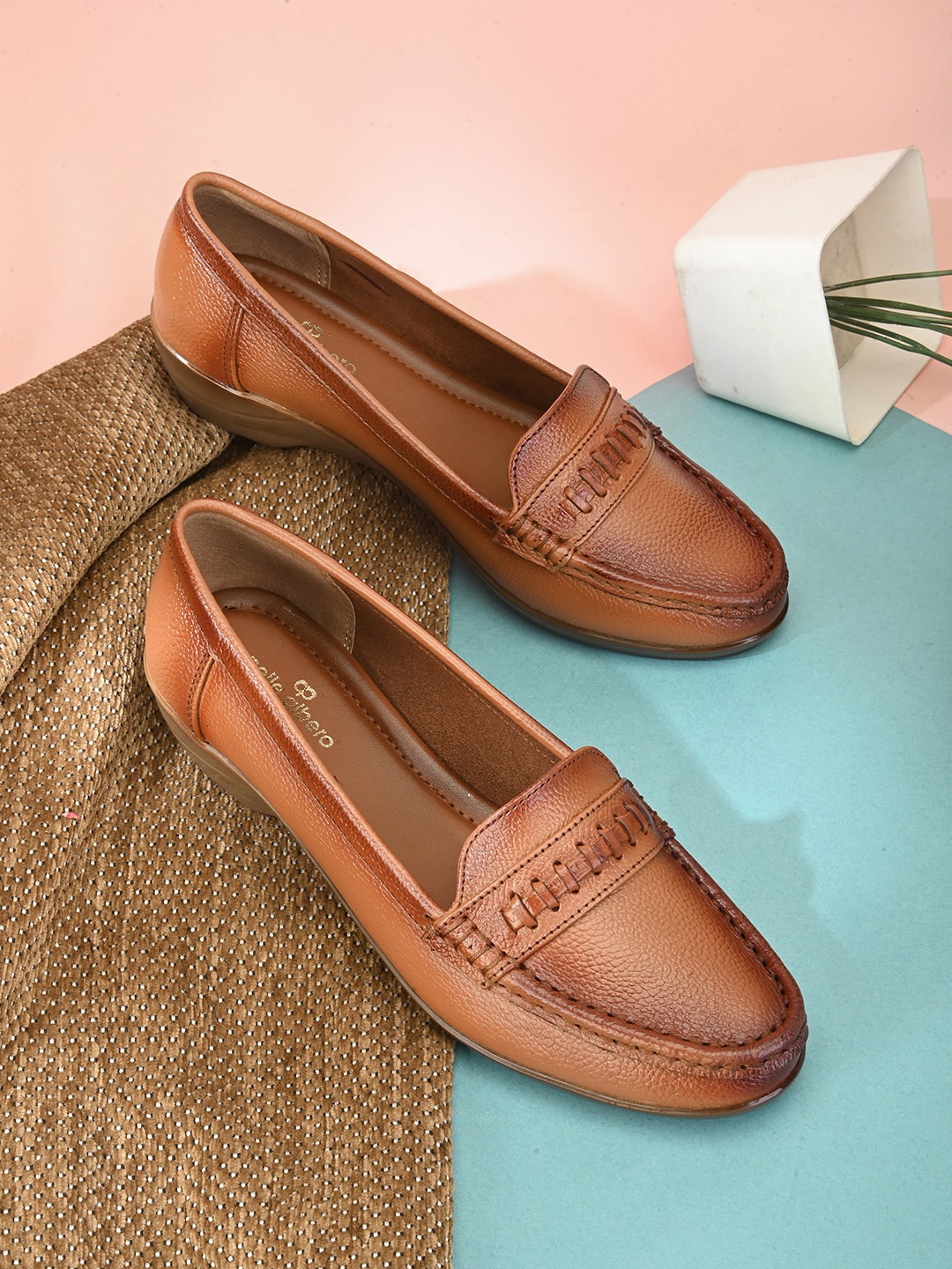 

pelle albero Textured Leather Comfort Heel Pumps, Tan