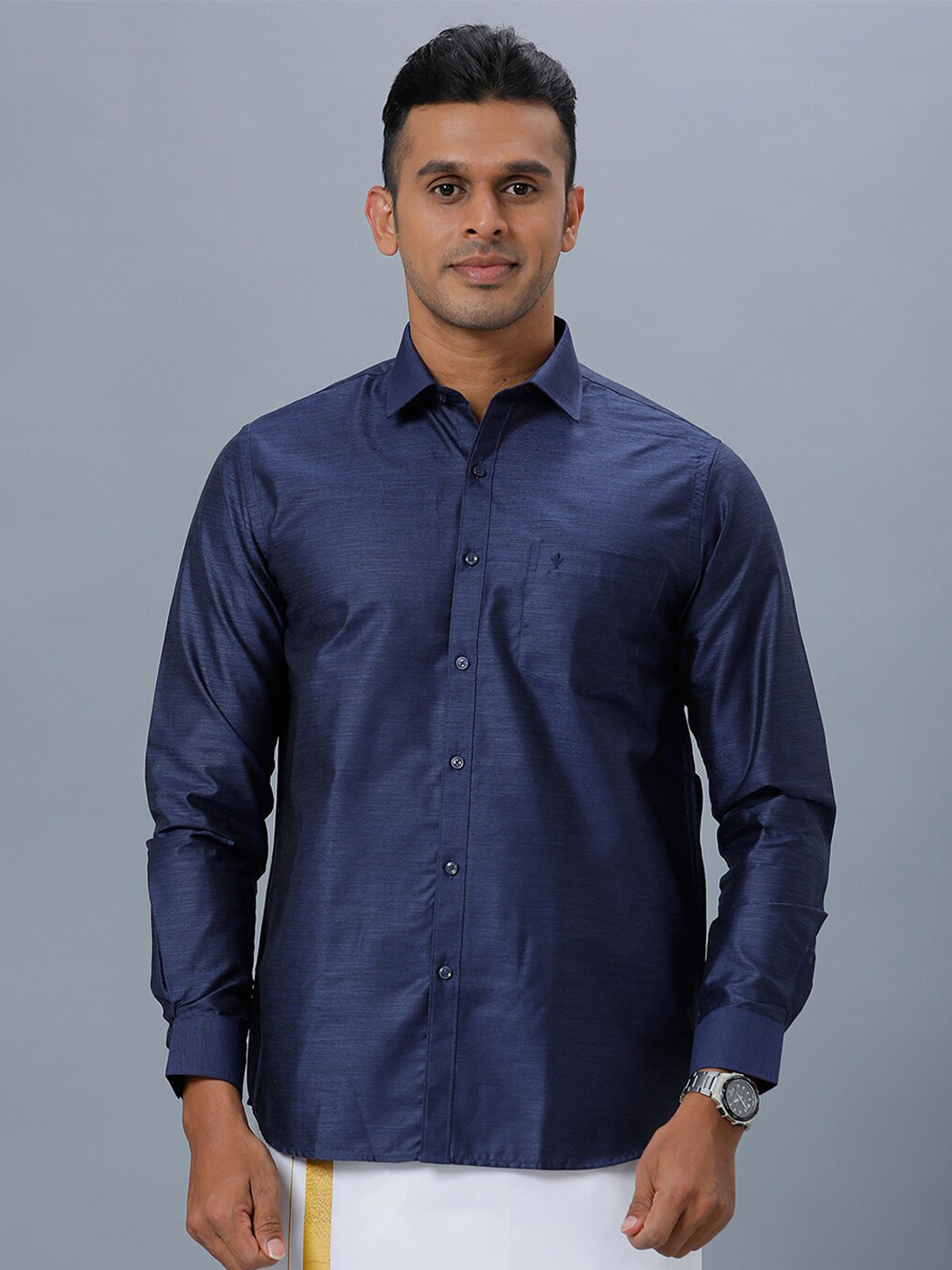 

Ramraj Spread Collar Cotton Shirt, Blue