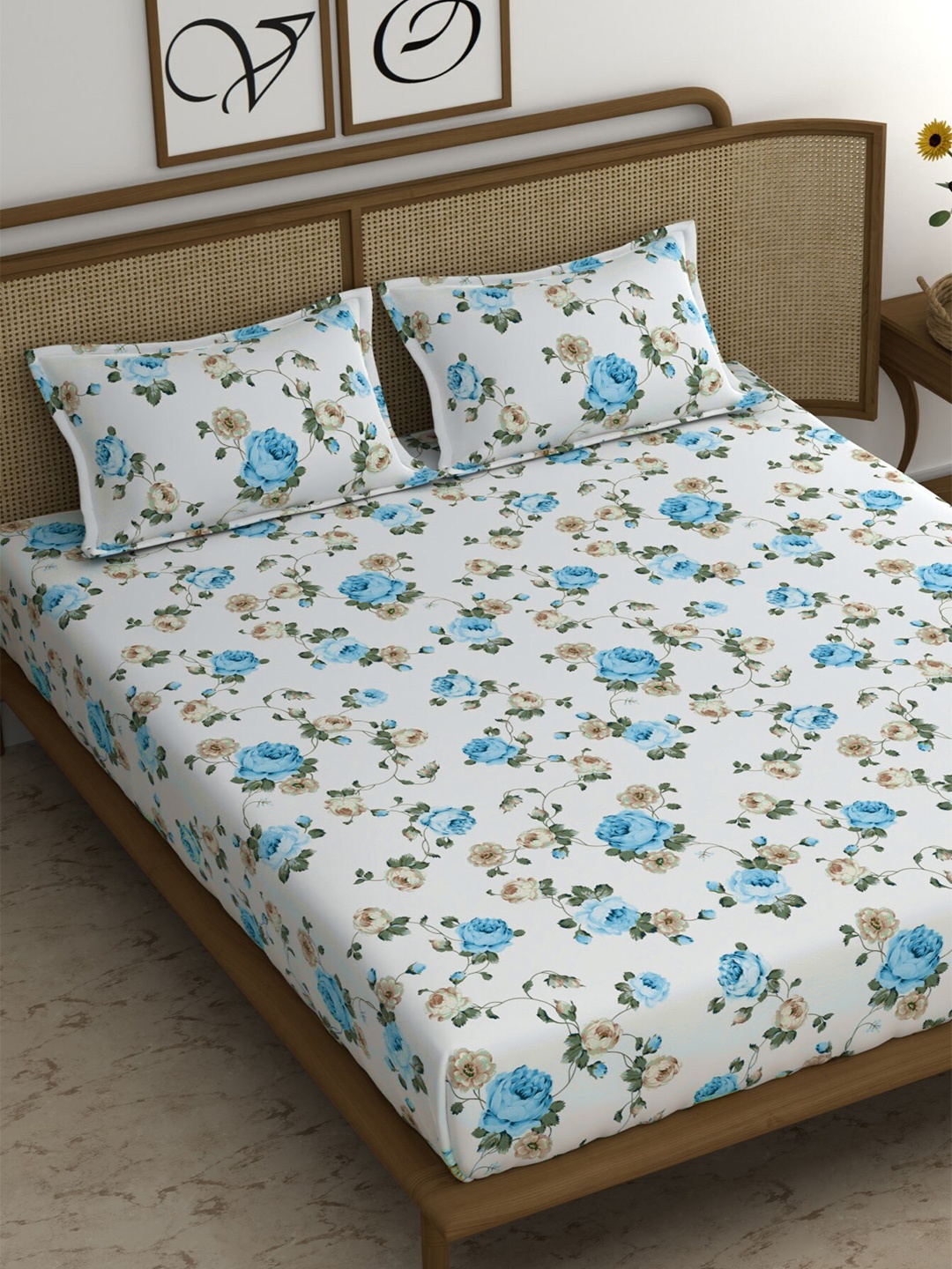 

CHHAVI INDIA White & Blue Floral Printed 210 TC Queen Bedsheet & 2 Pillow Covers