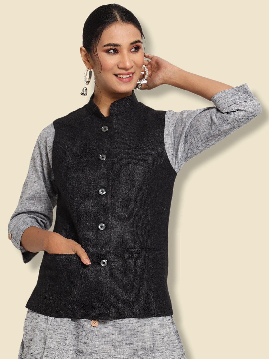 

Vastraa Fusion Women Woolen Nehru Jackets, Black