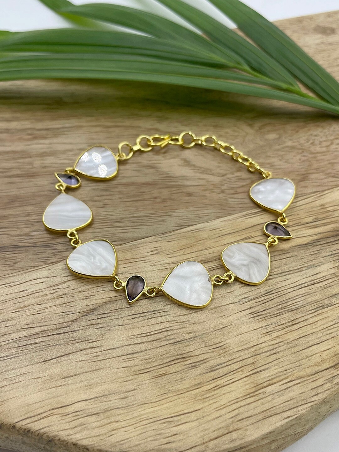 

XPNSV Women Gold-Plated Brass Amethyst Link Bracelet