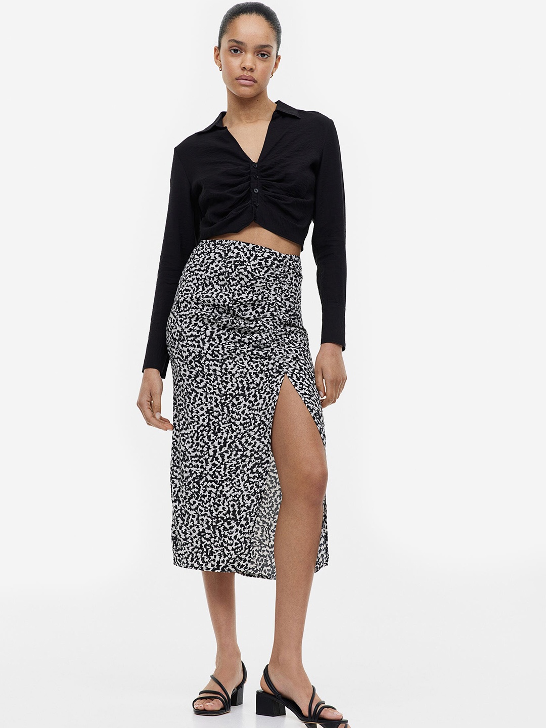 

H&M Crepe High-Slit Skirt, Black