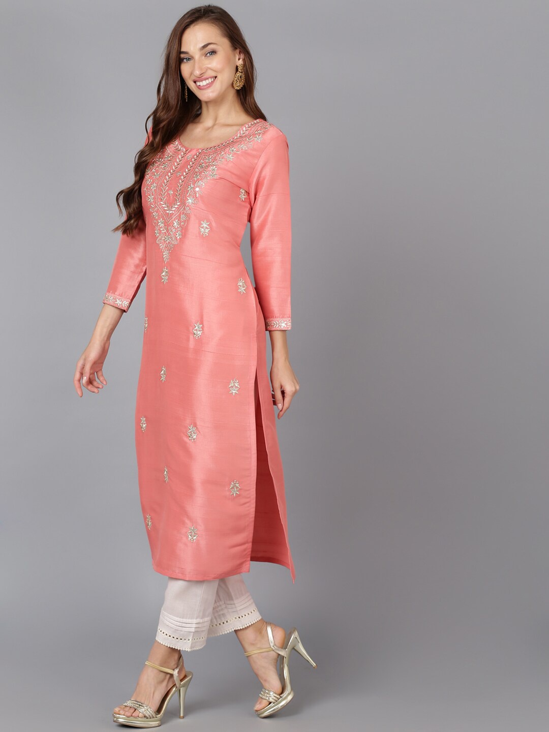 

AHIKA Pink Ethnic Motifs Embroidered Straight Kurta